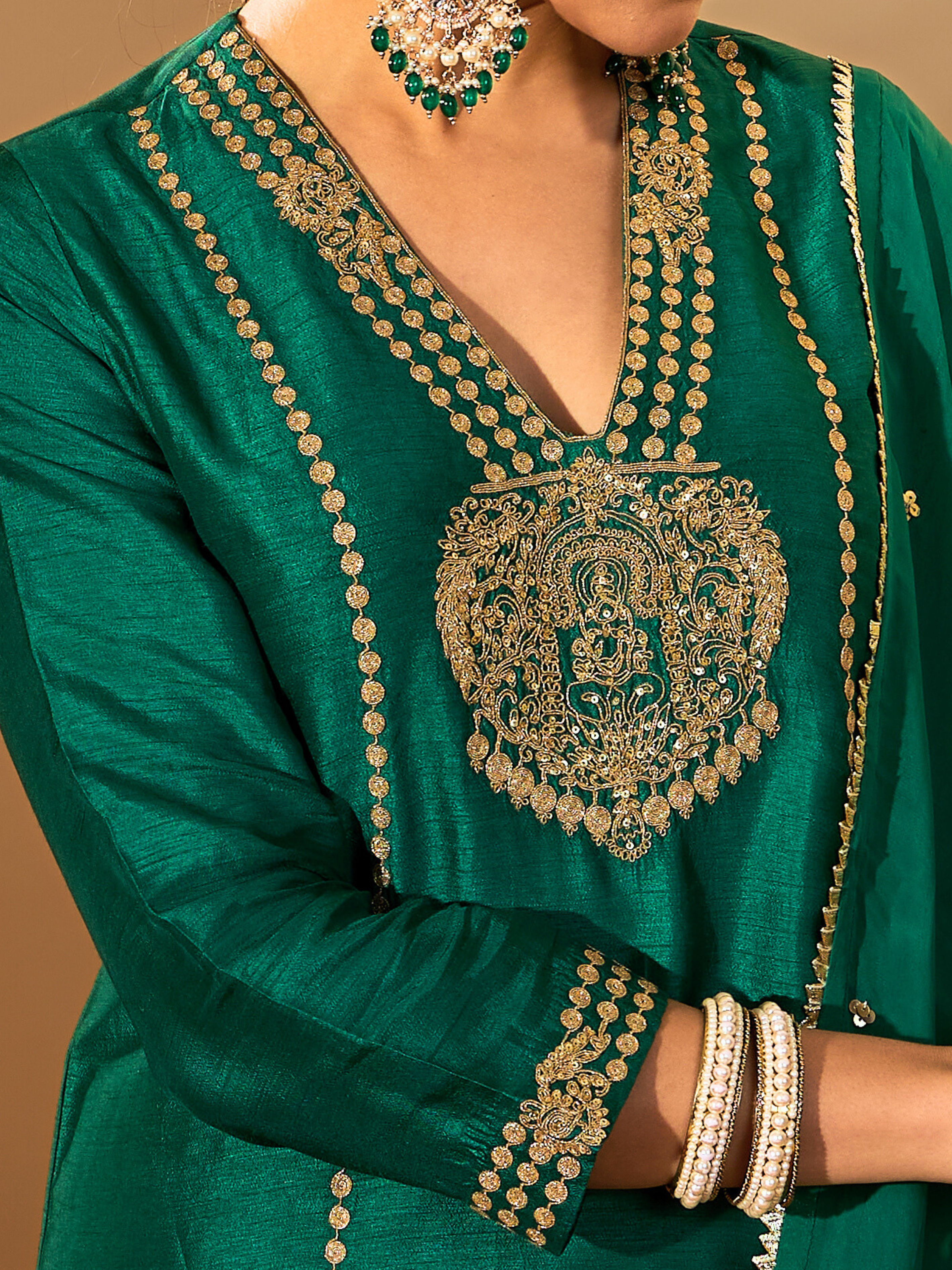 RoohbyRidhimaa- Raafta Kurta Set