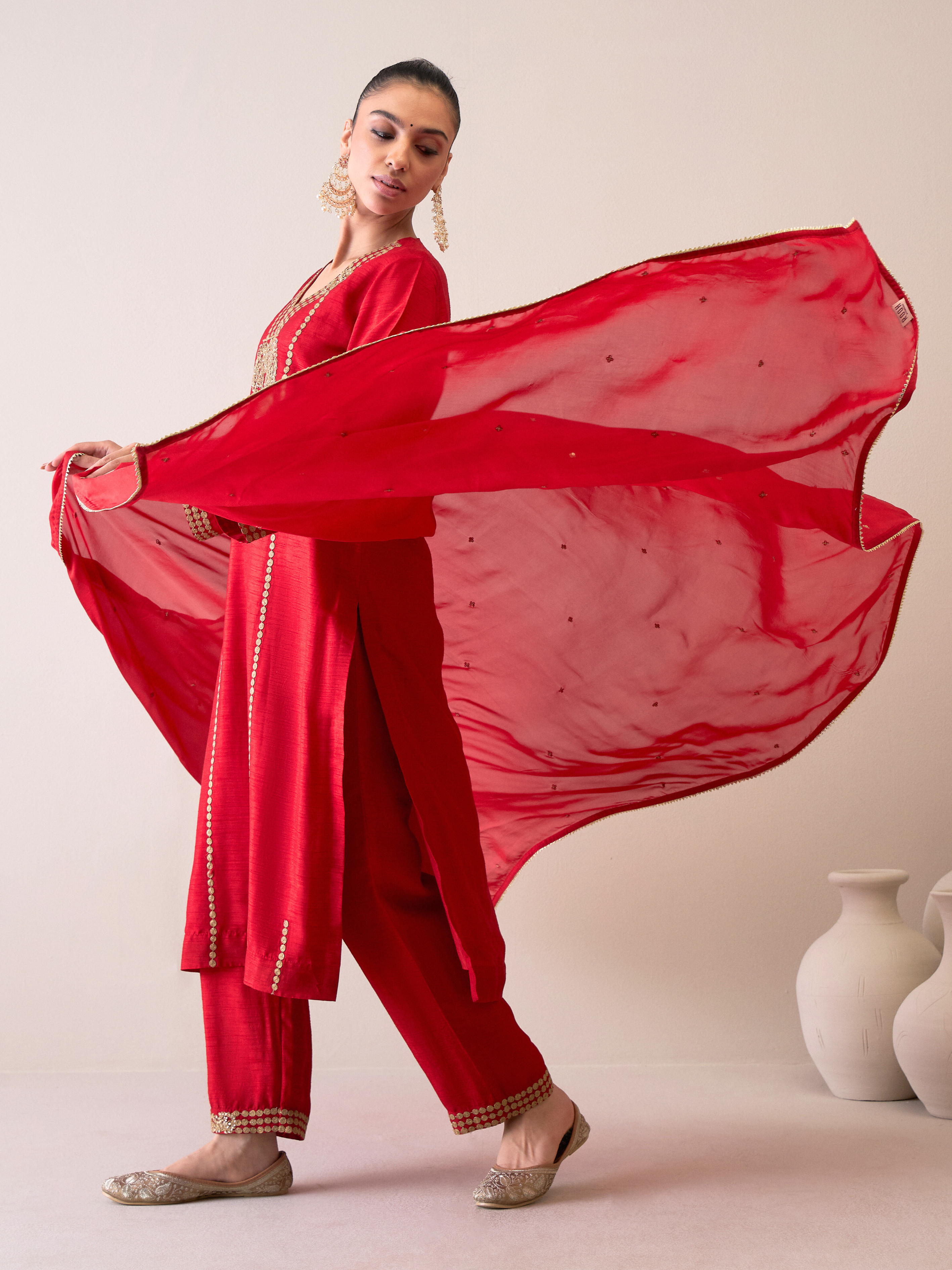 RoohbyRidhimaa- Raafta Kurta Set