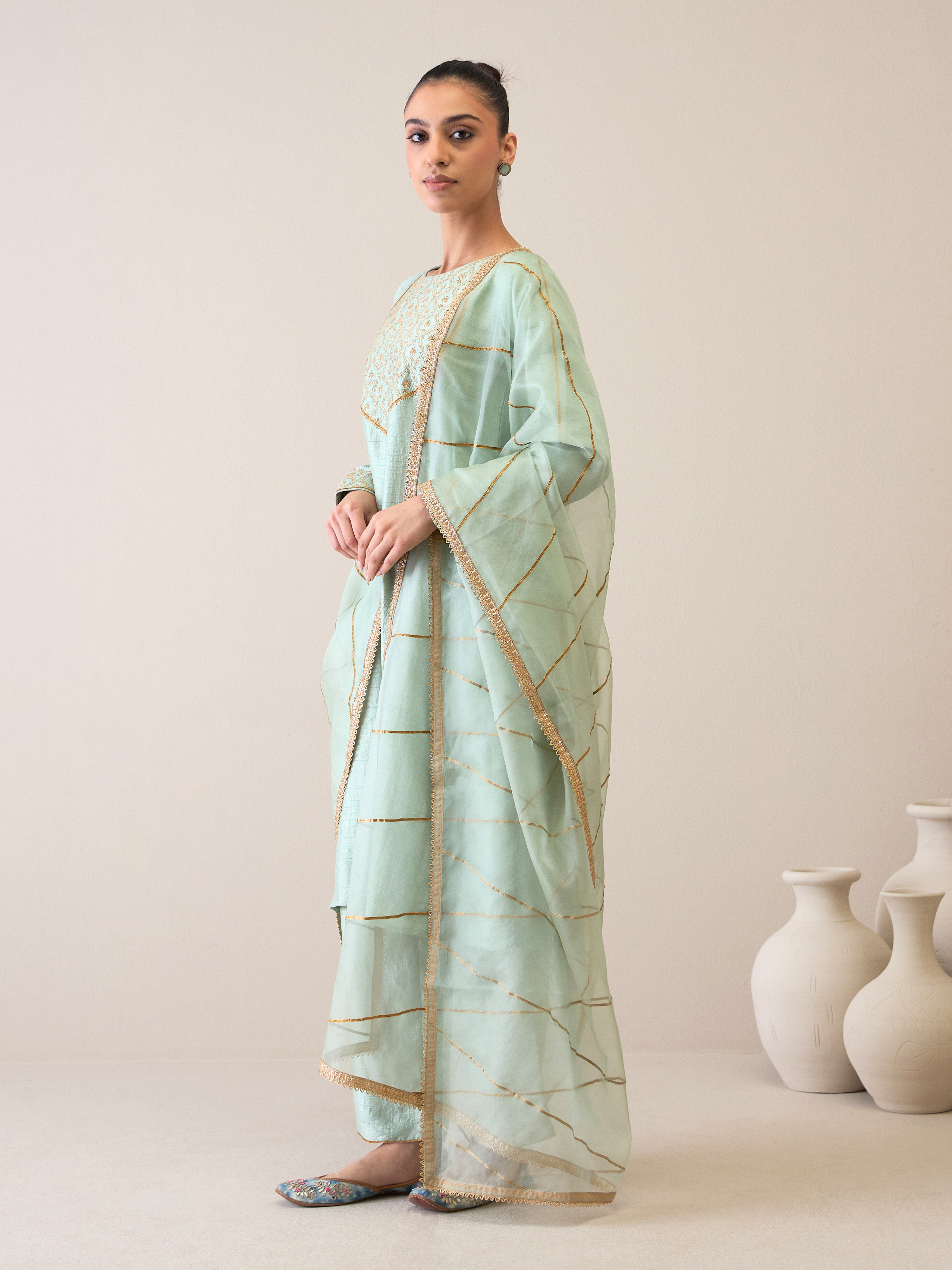 RoohbyRidhimaa- Jaziraa Kurta Set