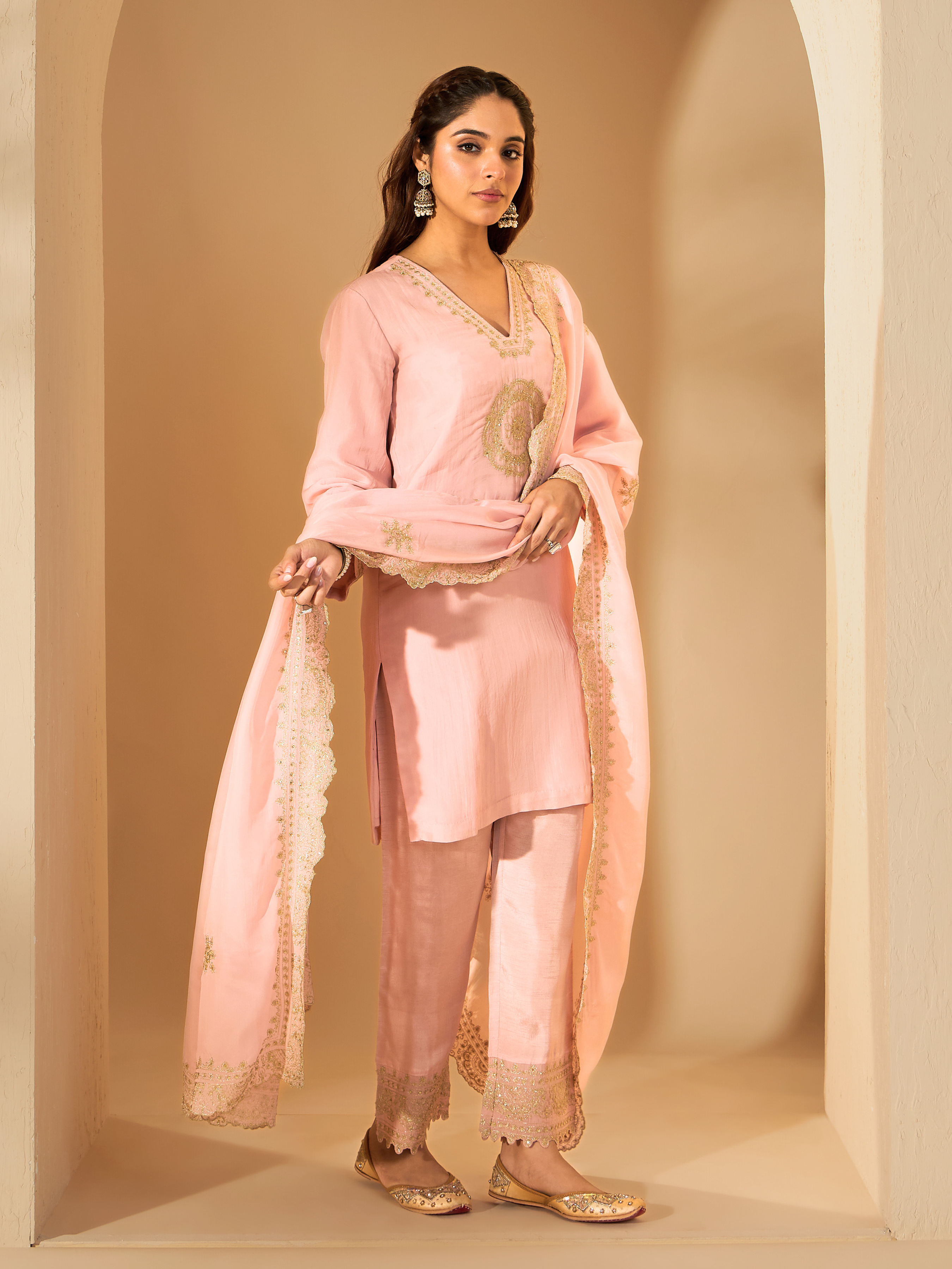 RoohbyRidhimaa- Anadh Kurta Set