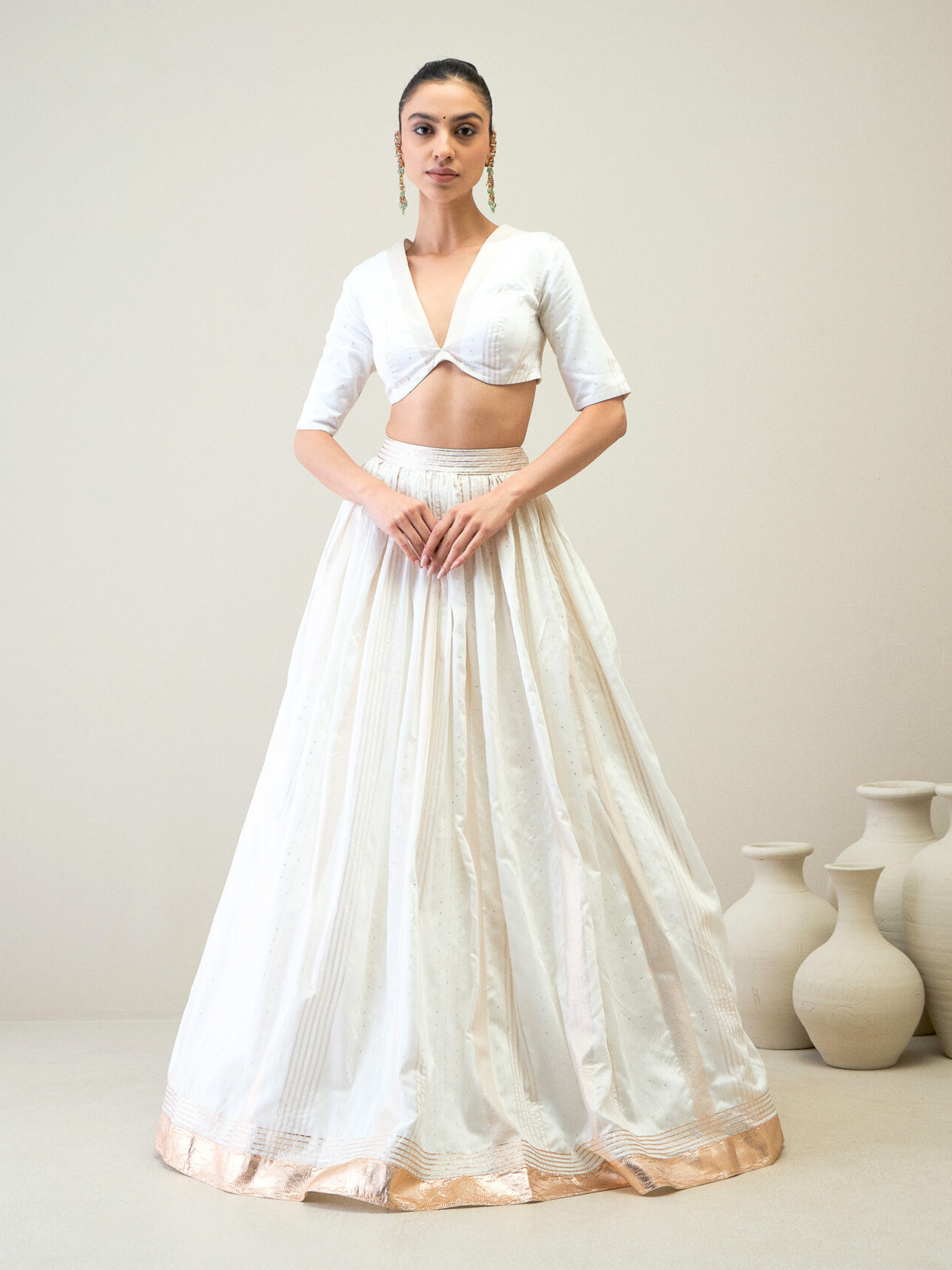 RoohbyRidhimaa- Shwet Lehenga Set
