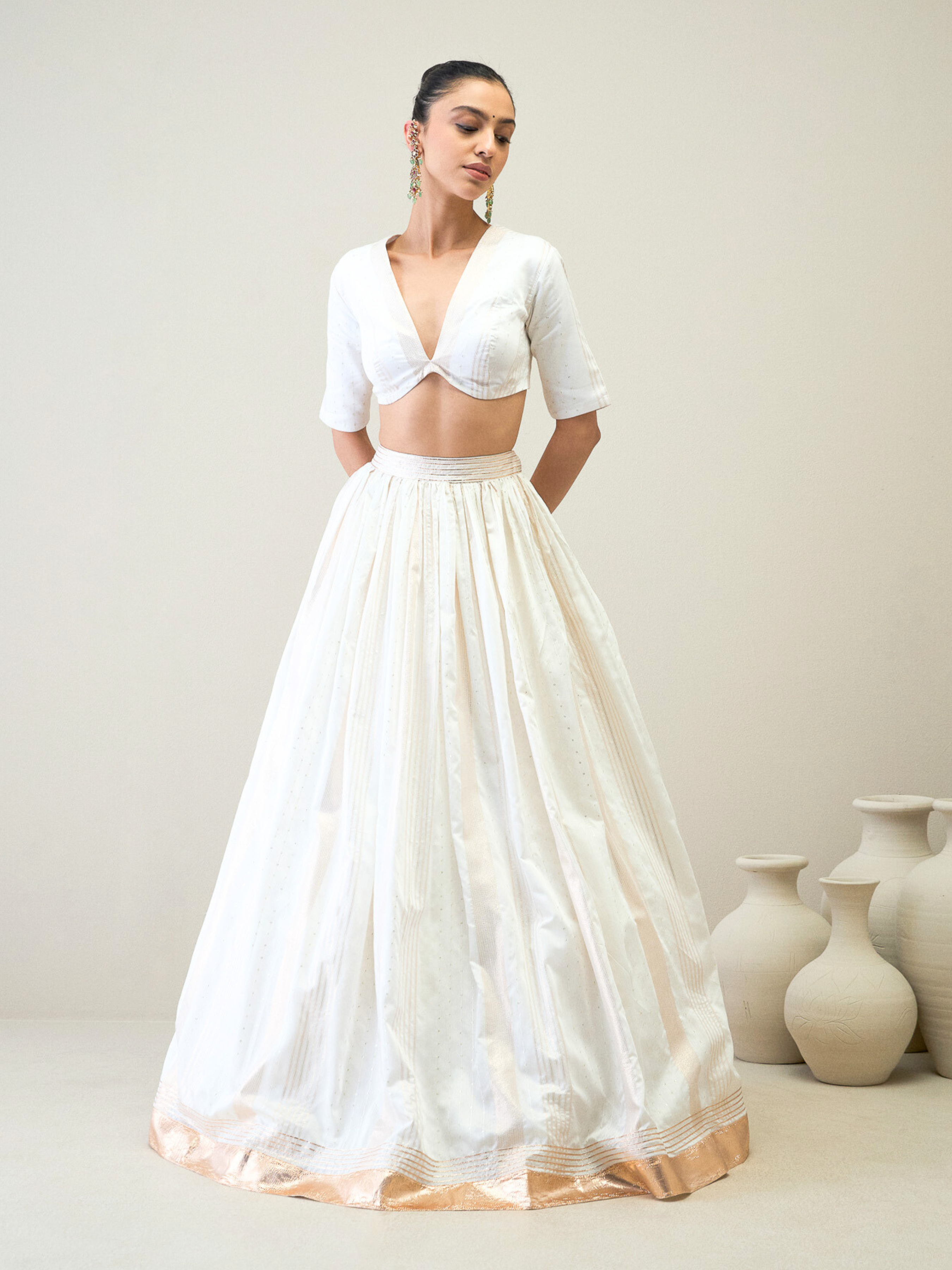RoohbyRidhimaa- Shwet Lehenga Set