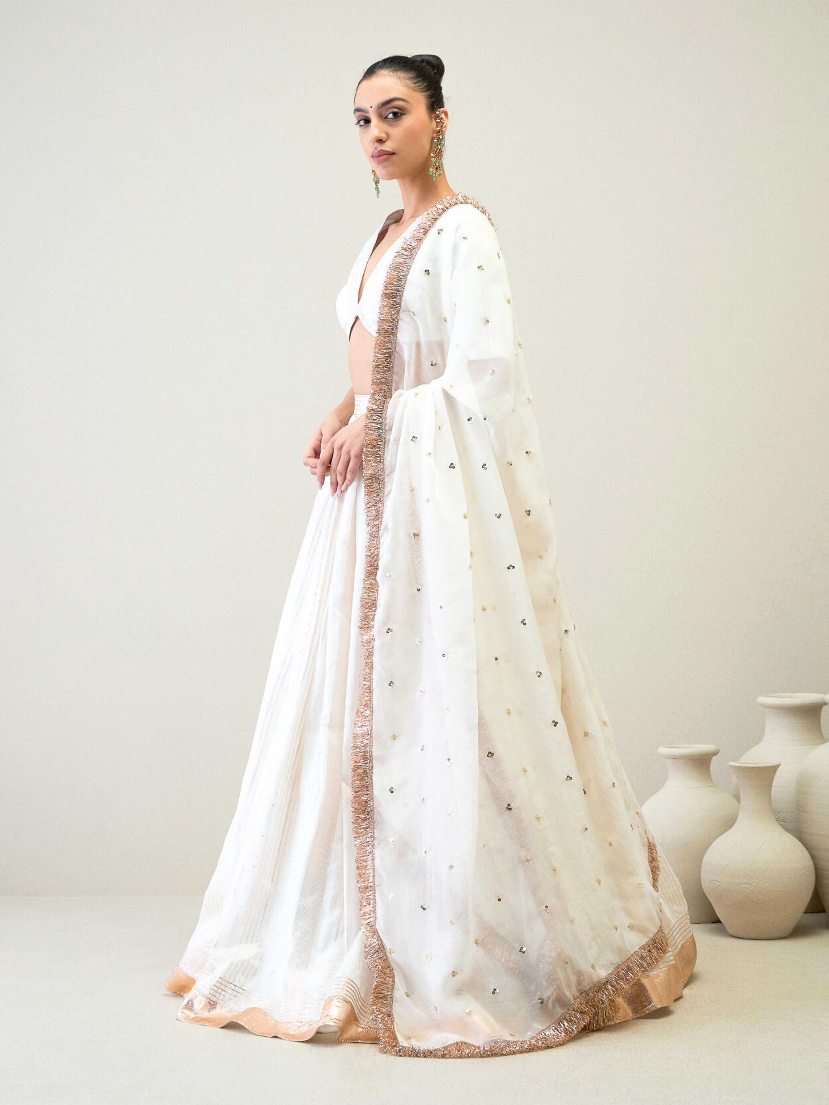 RoohbyRidhimaa- Shwet Lehenga Set