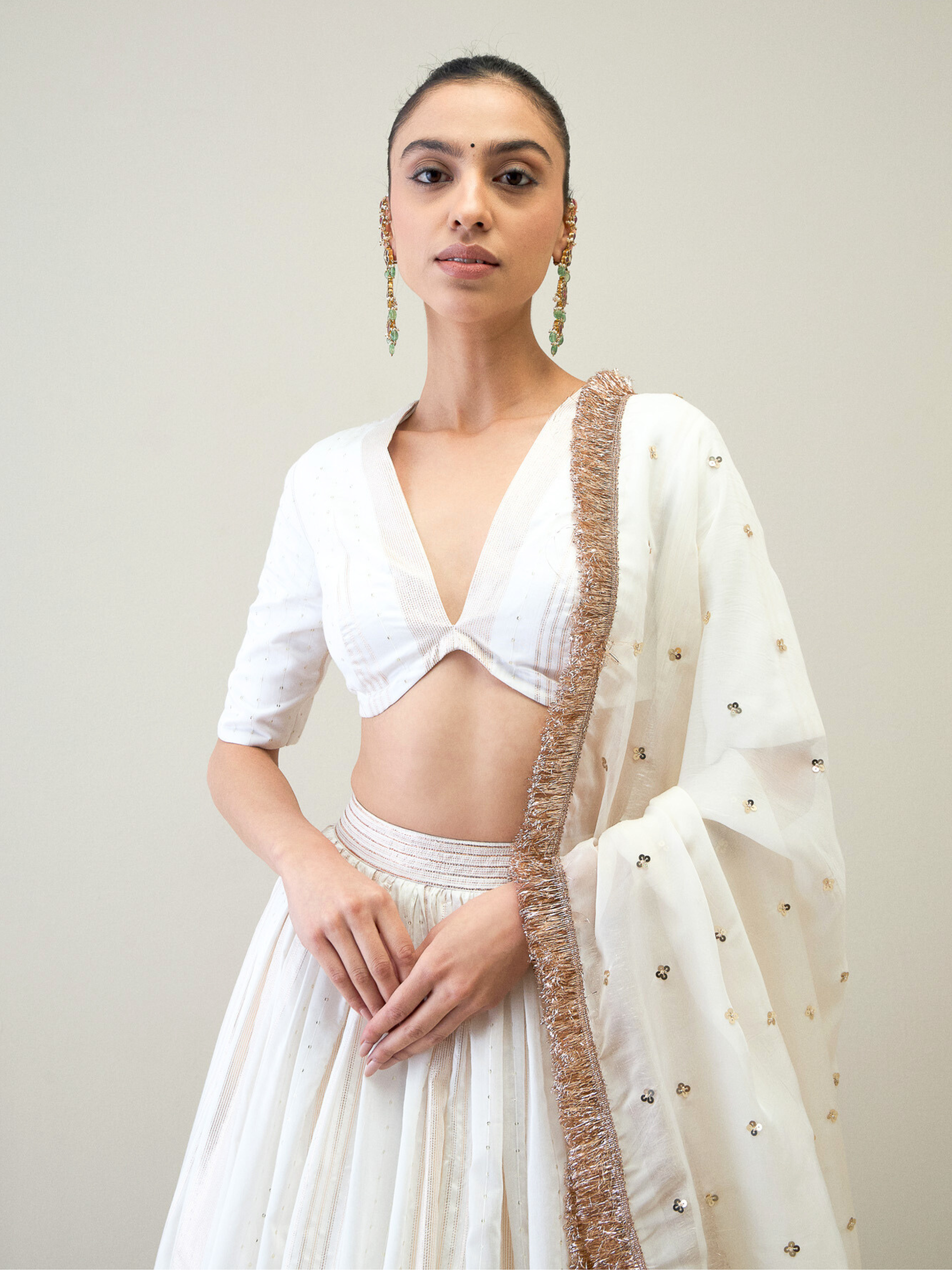 RoohbyRidhimaa- Shwet Lehenga Set