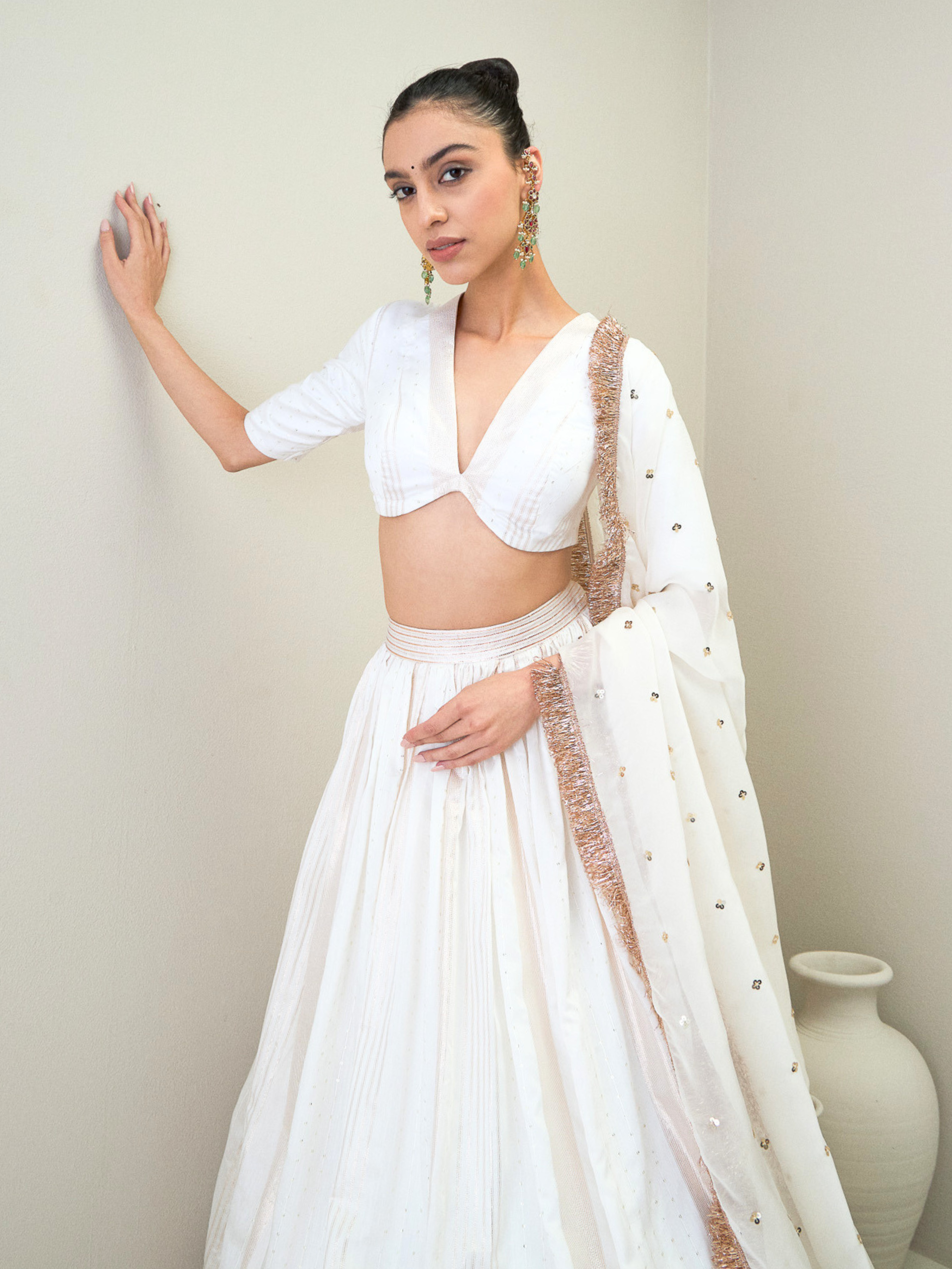 RoohbyRidhimaa- Shwet Lehenga Set