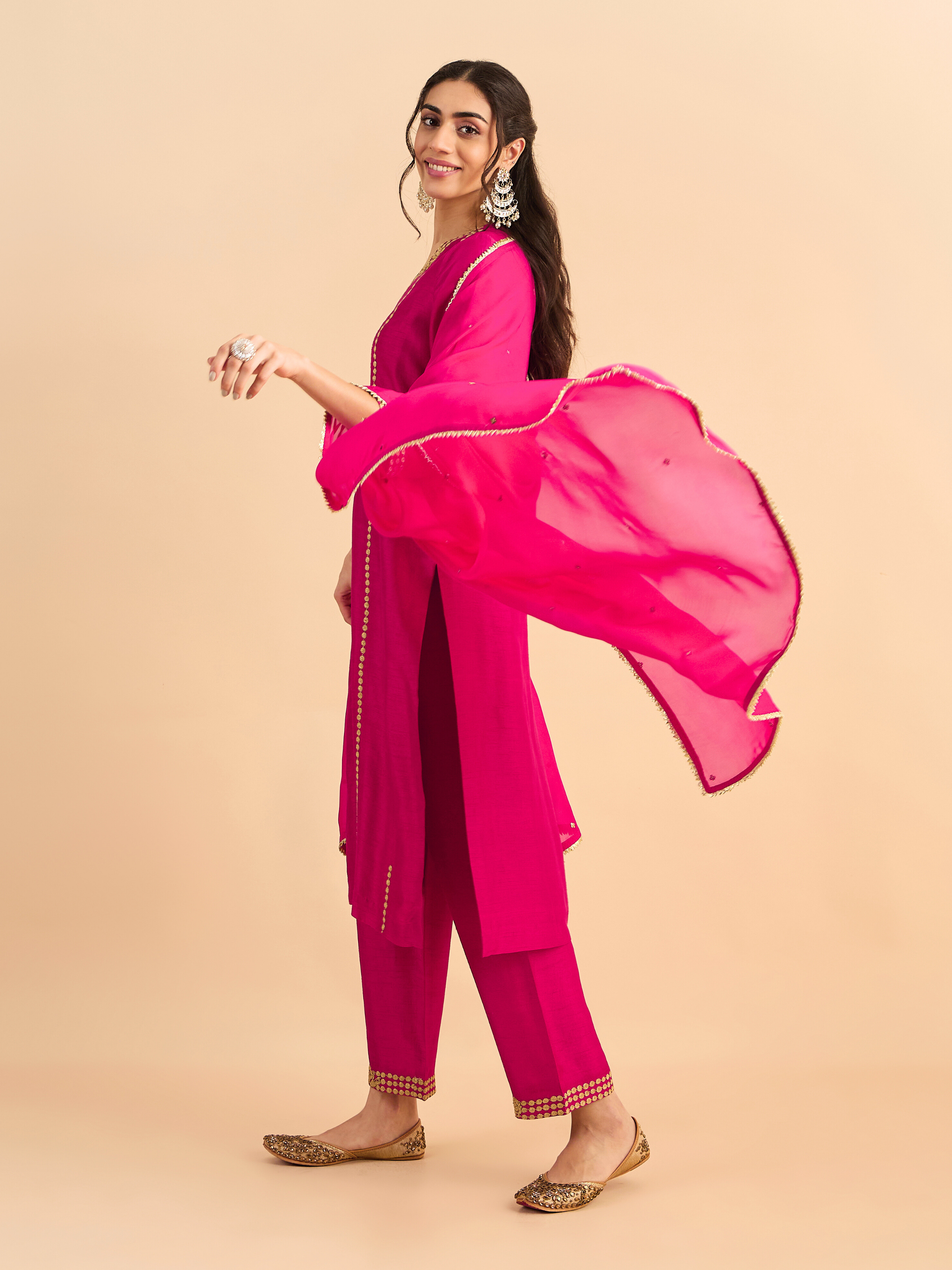 RoohbyRidhimaa- Raafta Kurta Set