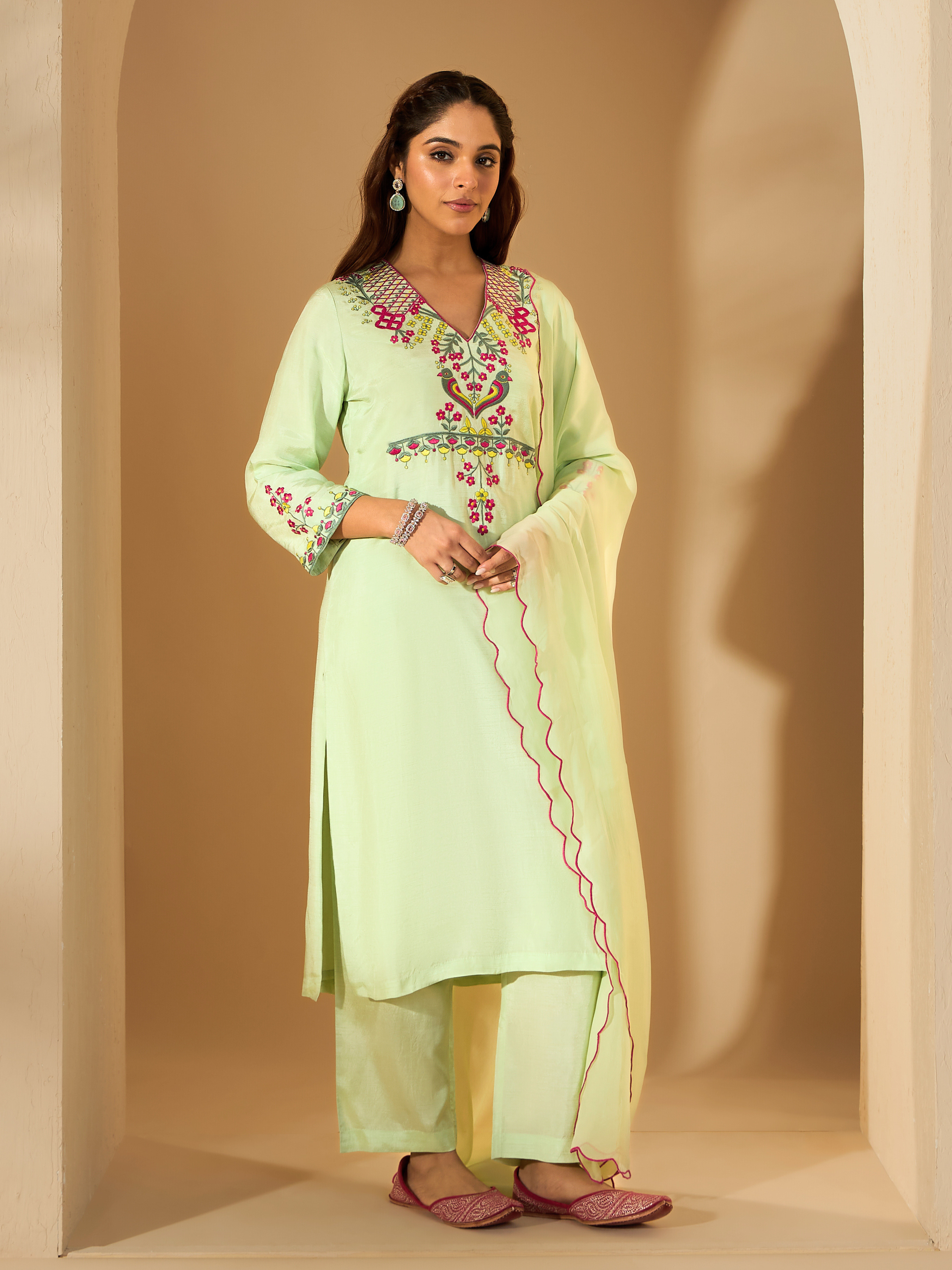 RoohbyRidhimaa- Fasaana Kurta Set