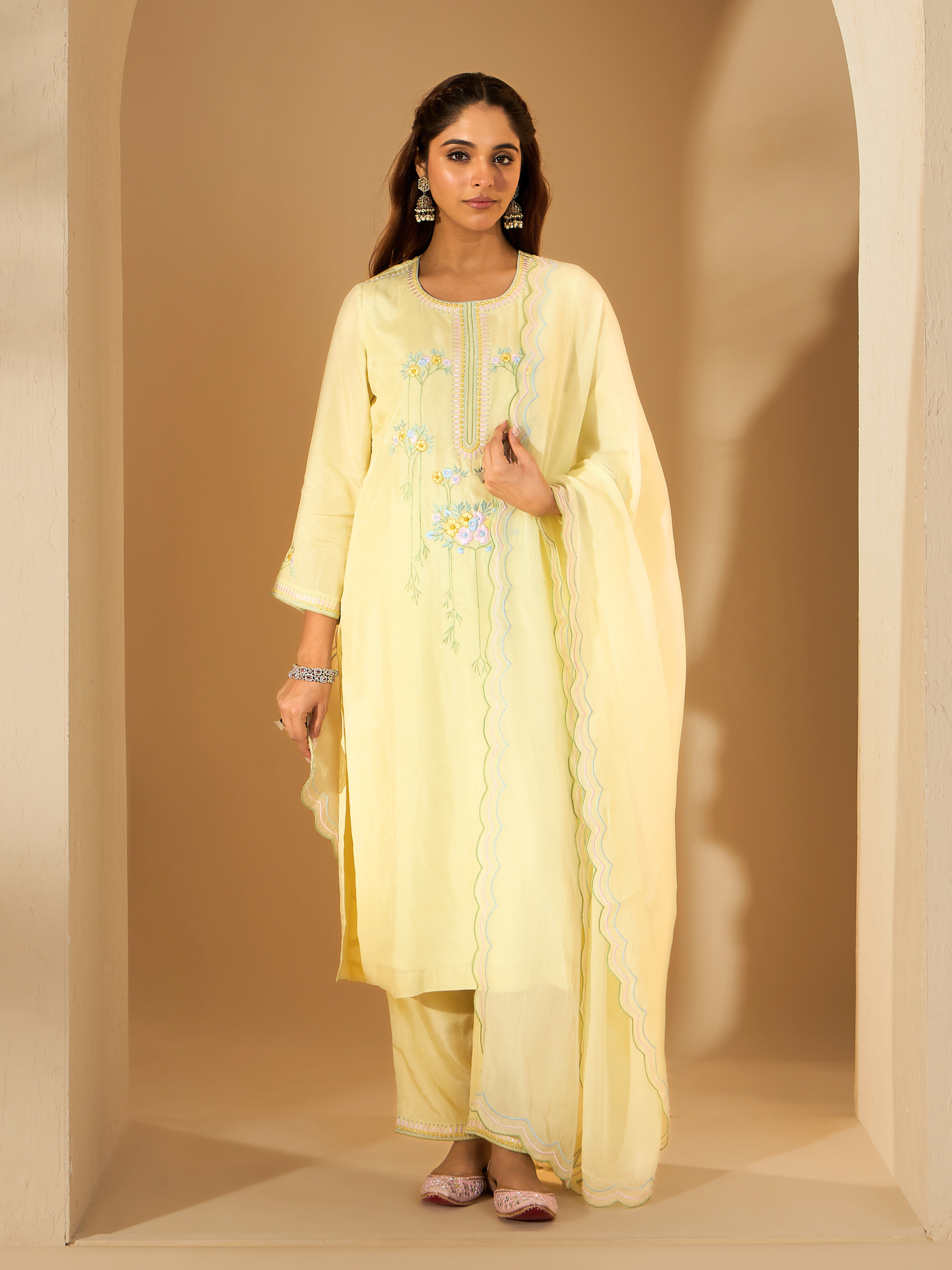RoohbyRidhimaa- Aita Kurta Set