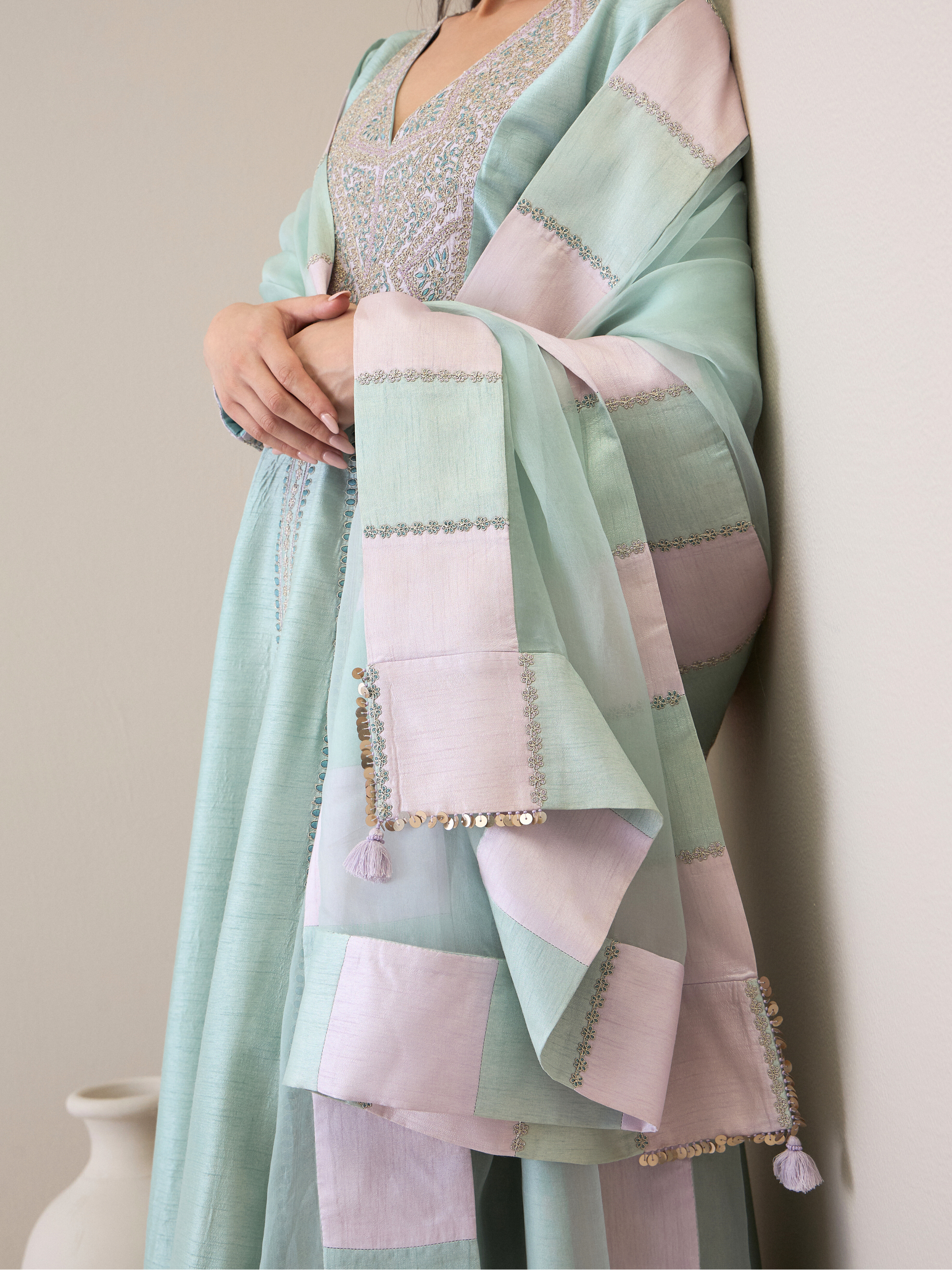 Ridhimaa Gupta- Haneen Kurta Set