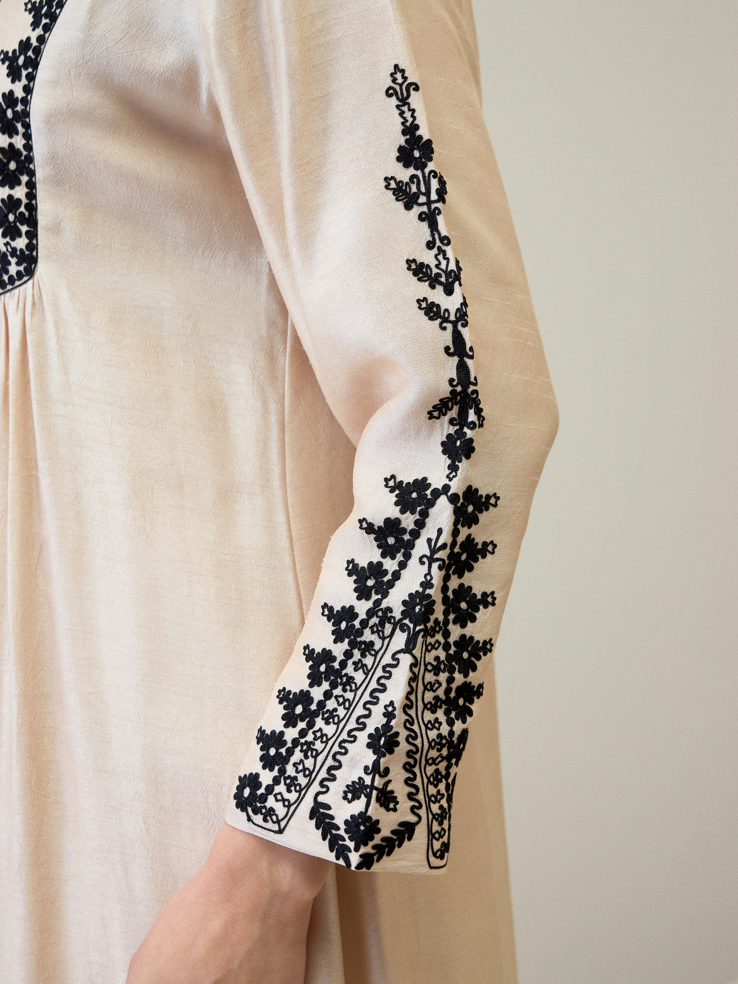 RoohbyRidhimaa- Revati Kurta Set
