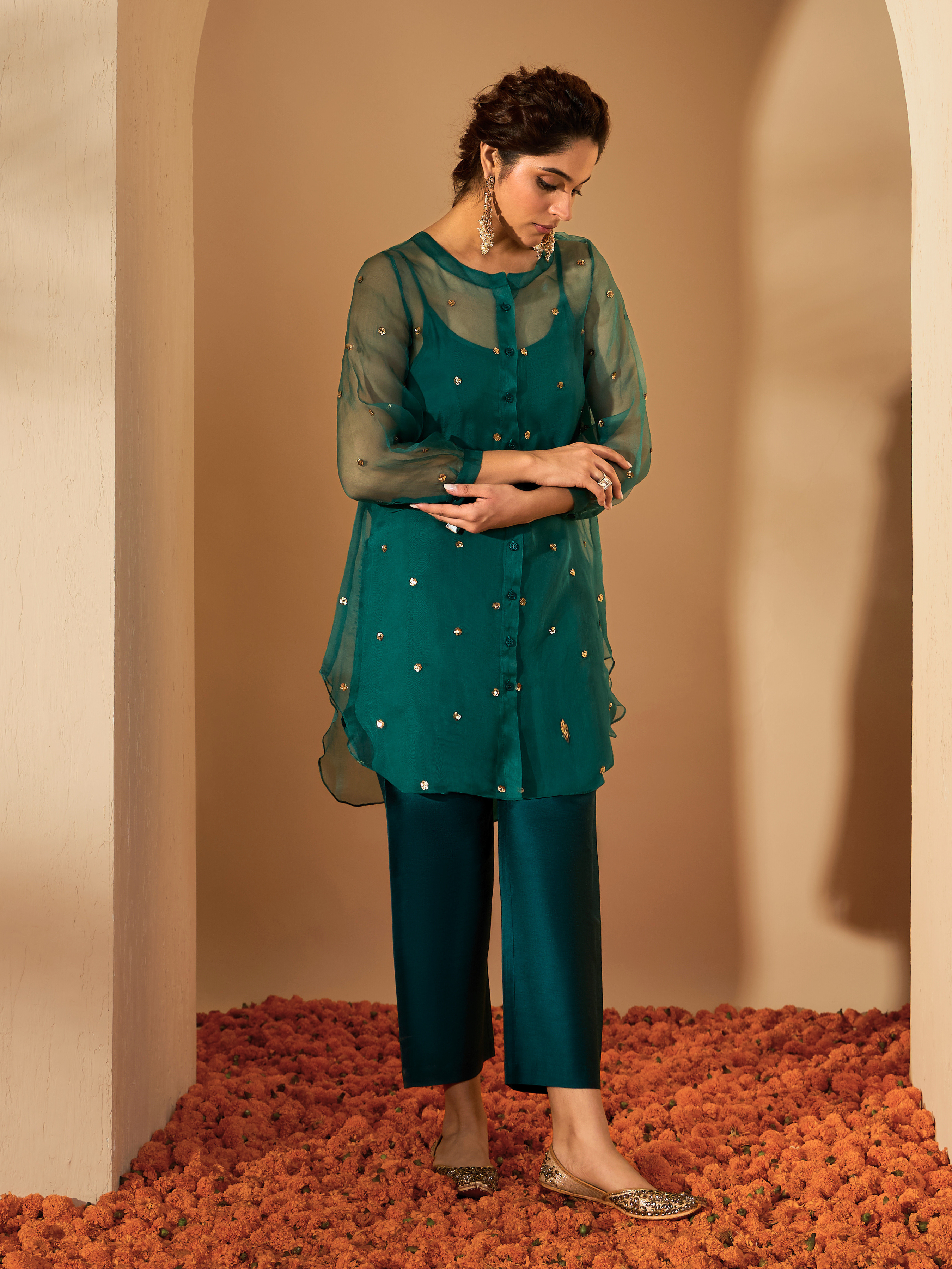 RoohbyRidhimaa- Sitara Kurta Set