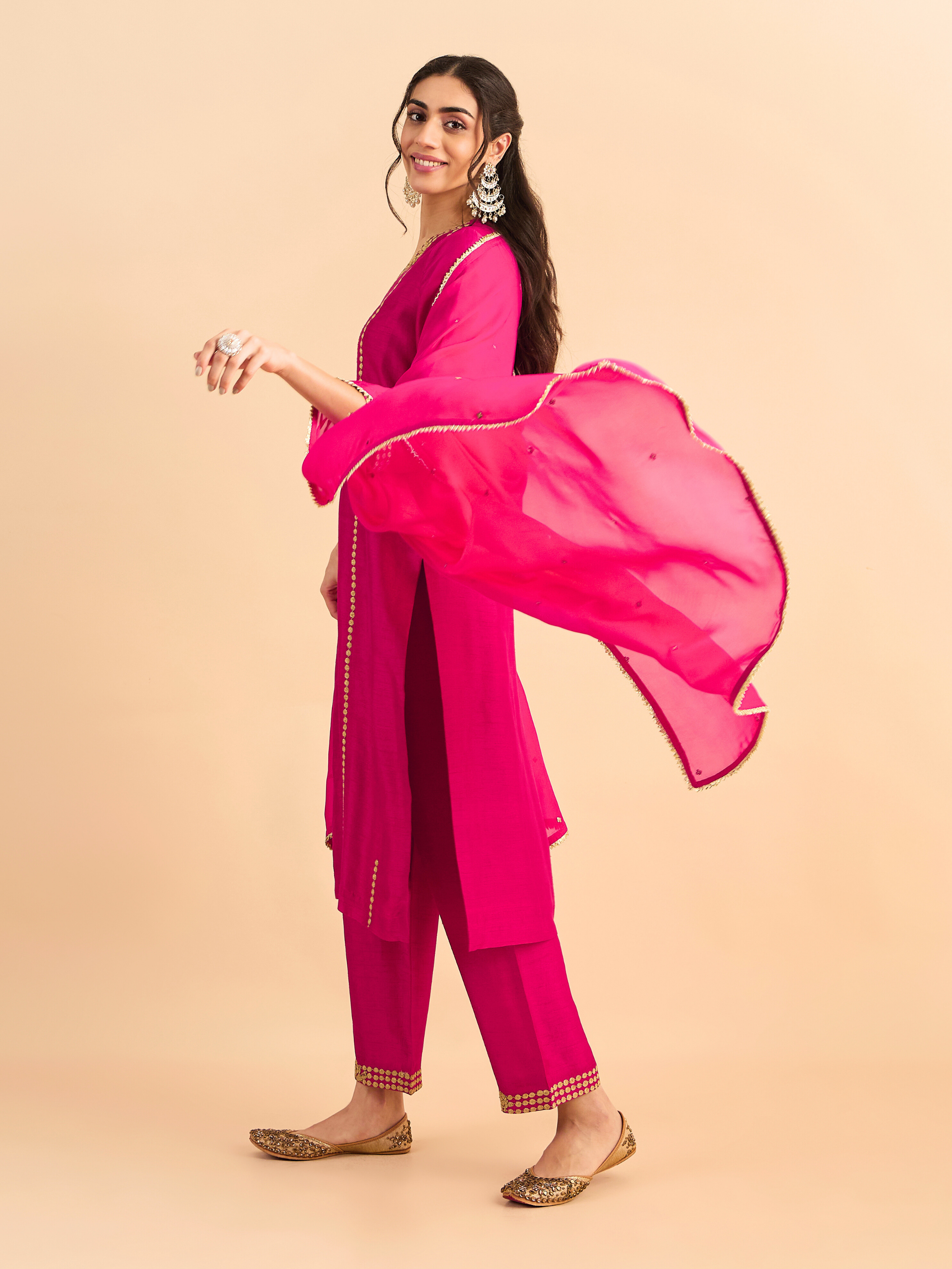 RoohbyRidhimaa- Raafta Kurta Set