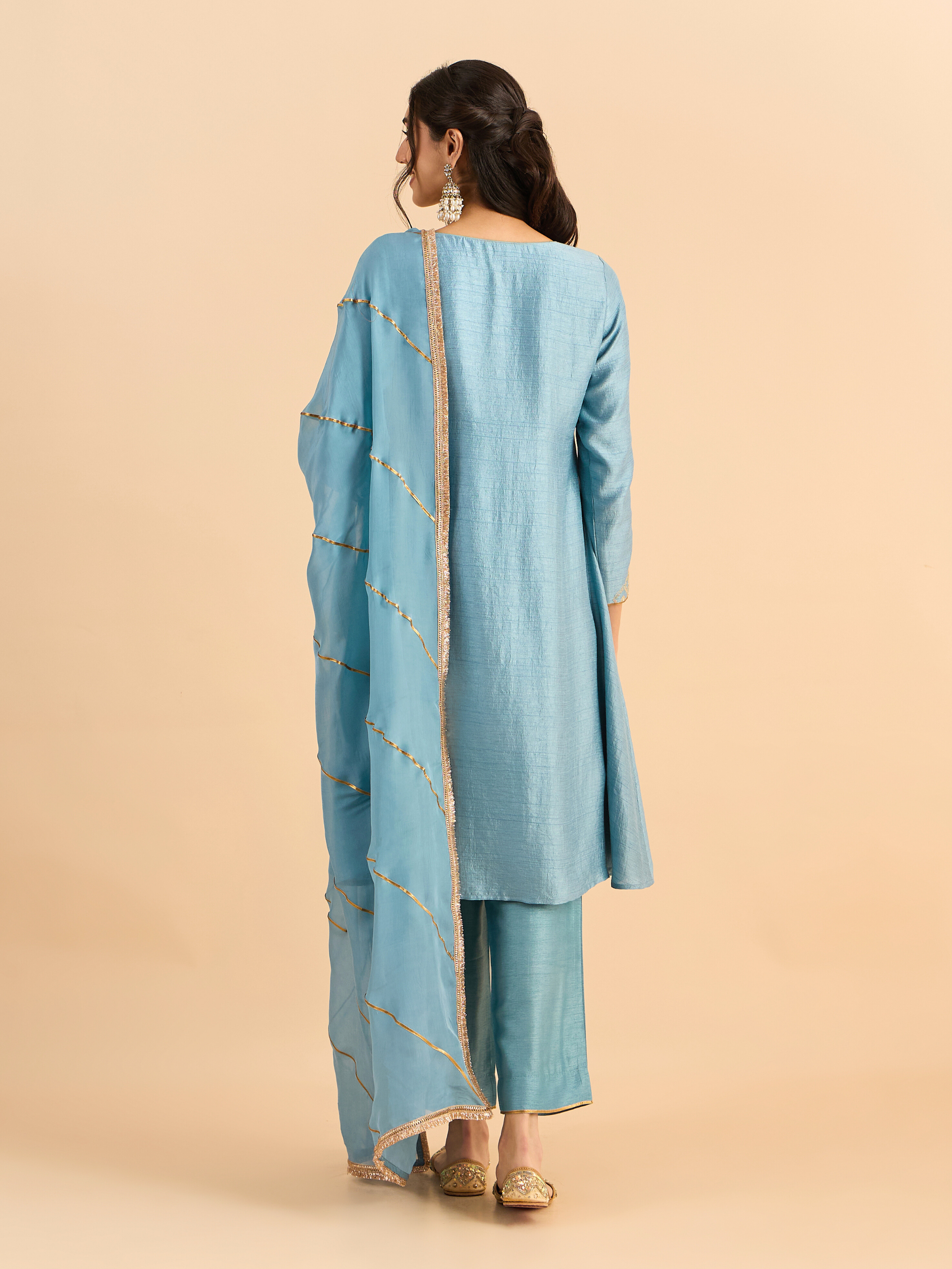 RoohbyRidhimaa- Jaziraa Kurta Set
