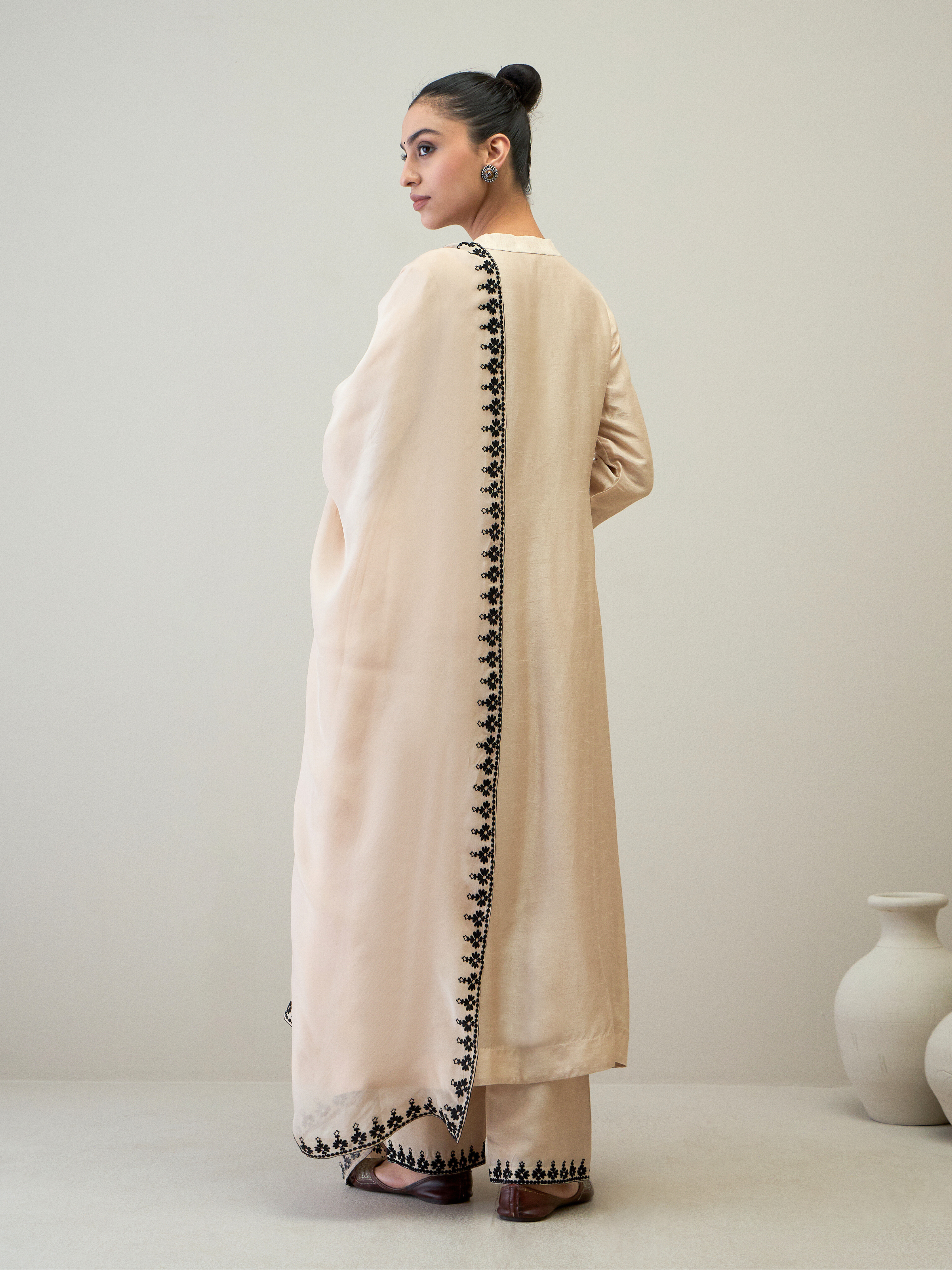 RoohbyRidhimaa- Revati Kurta Set