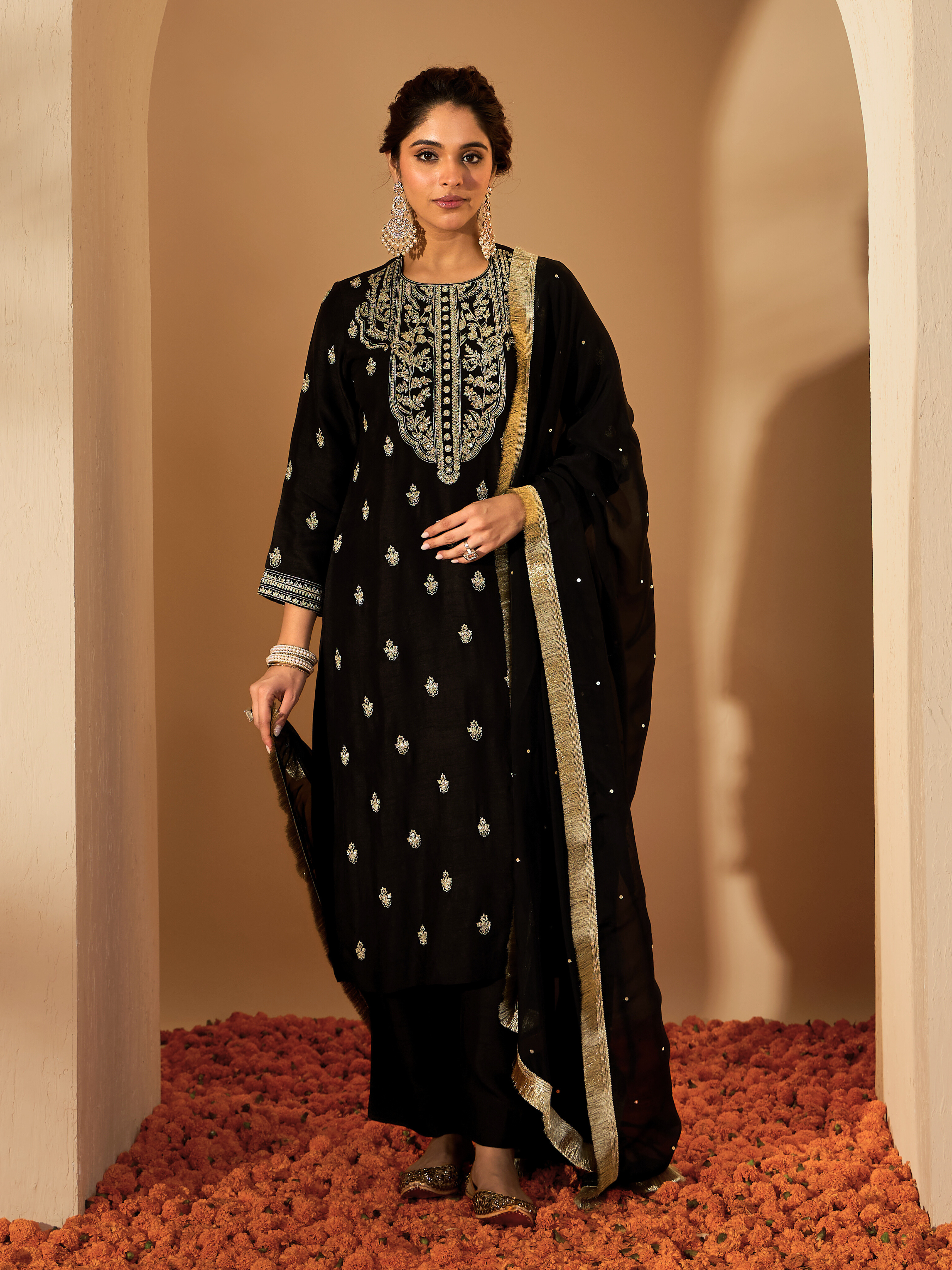 RoohbyRidhimaa- Muktalif Kurta Set
