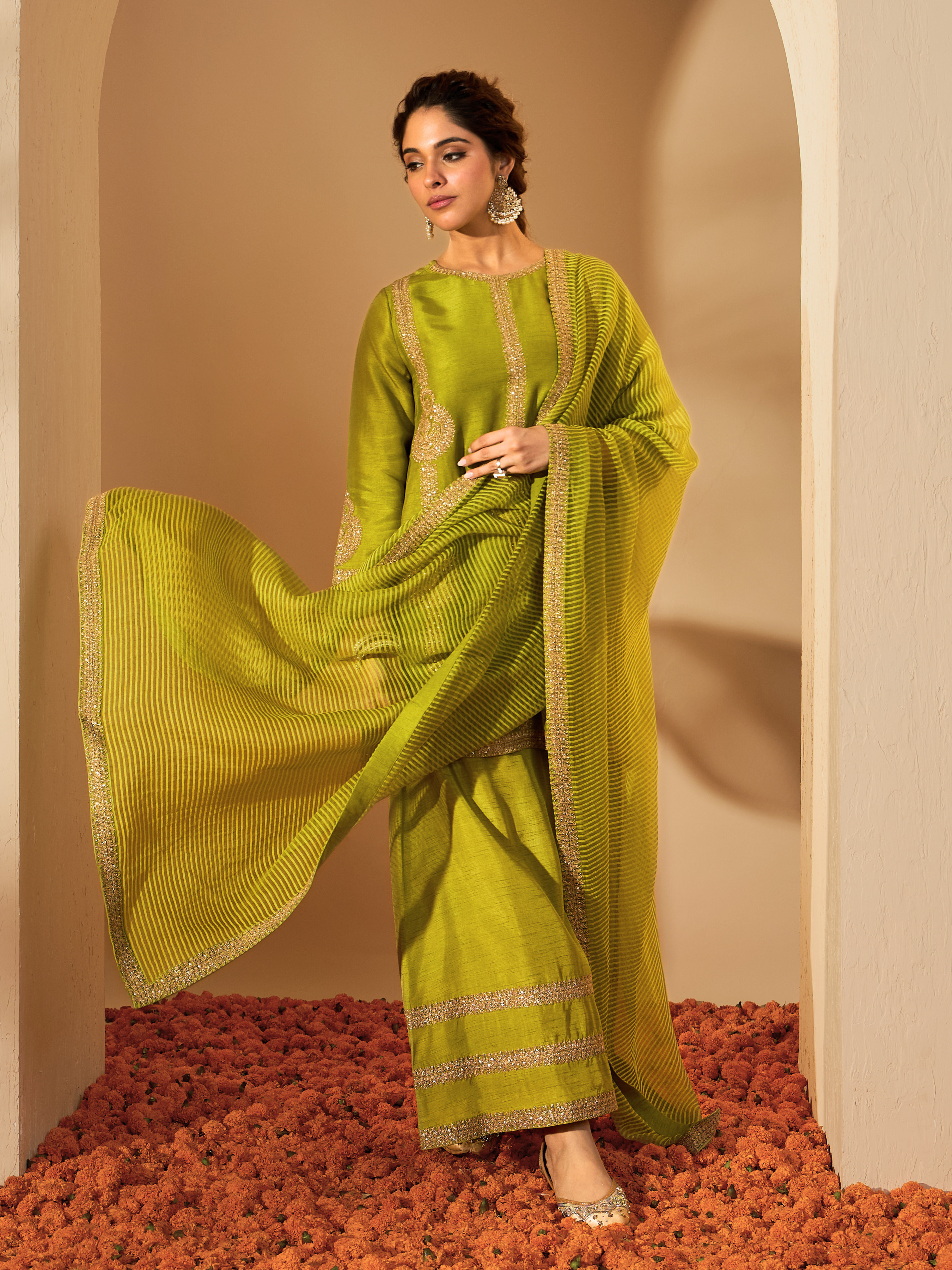 RoohbyRidhimaa- Zainaa Kurta Set