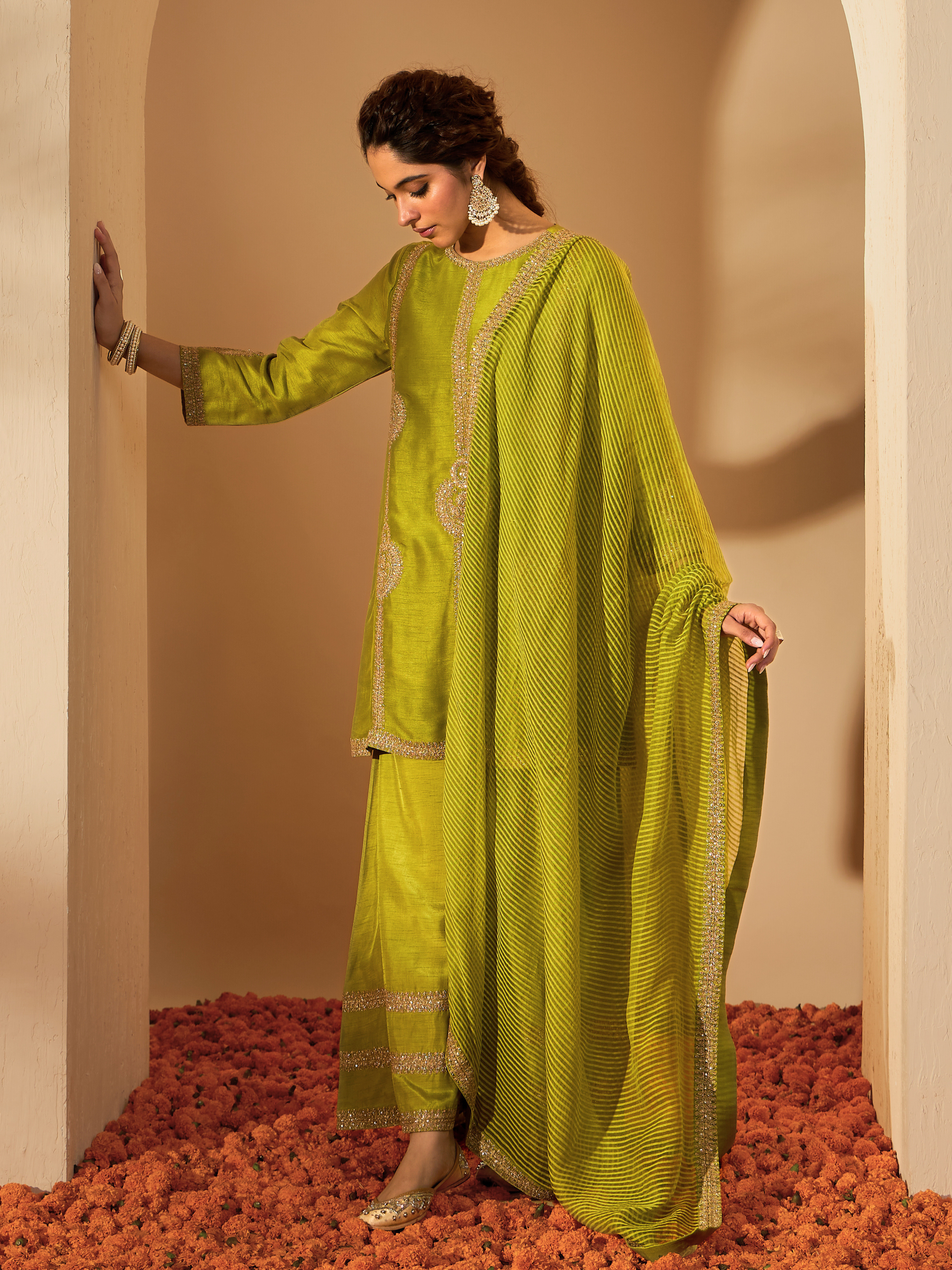 RoohbyRidhimaa- Zainaa Kurta Set