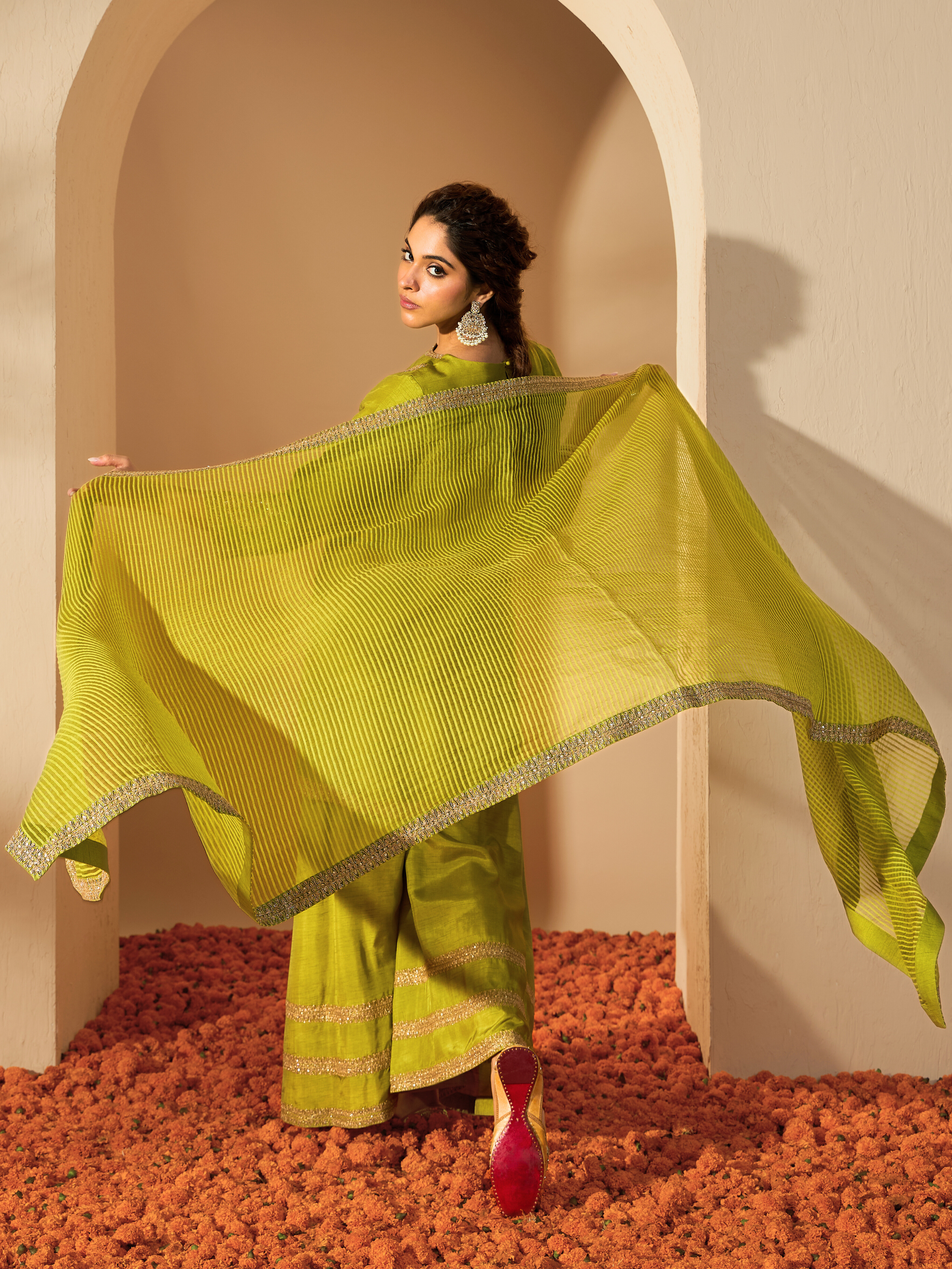 RoohbyRidhimaa- Zainaa Kurta Set
