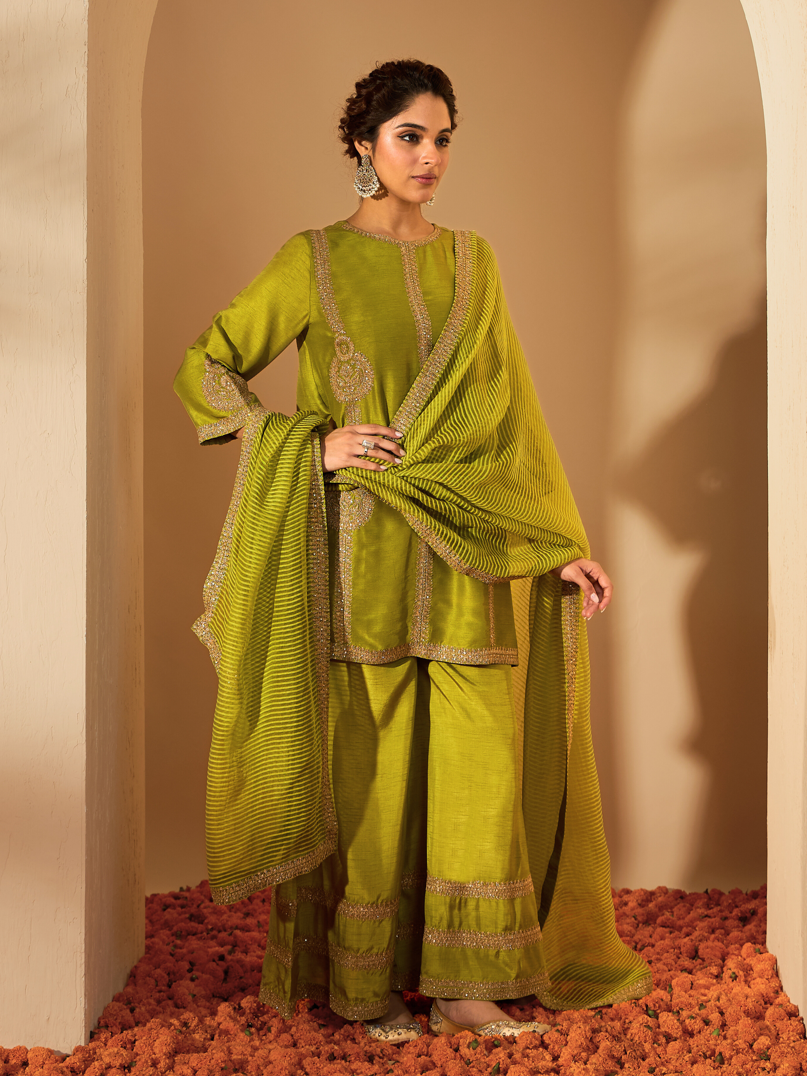 RoohbyRidhimaa- Zainaa Kurta Set