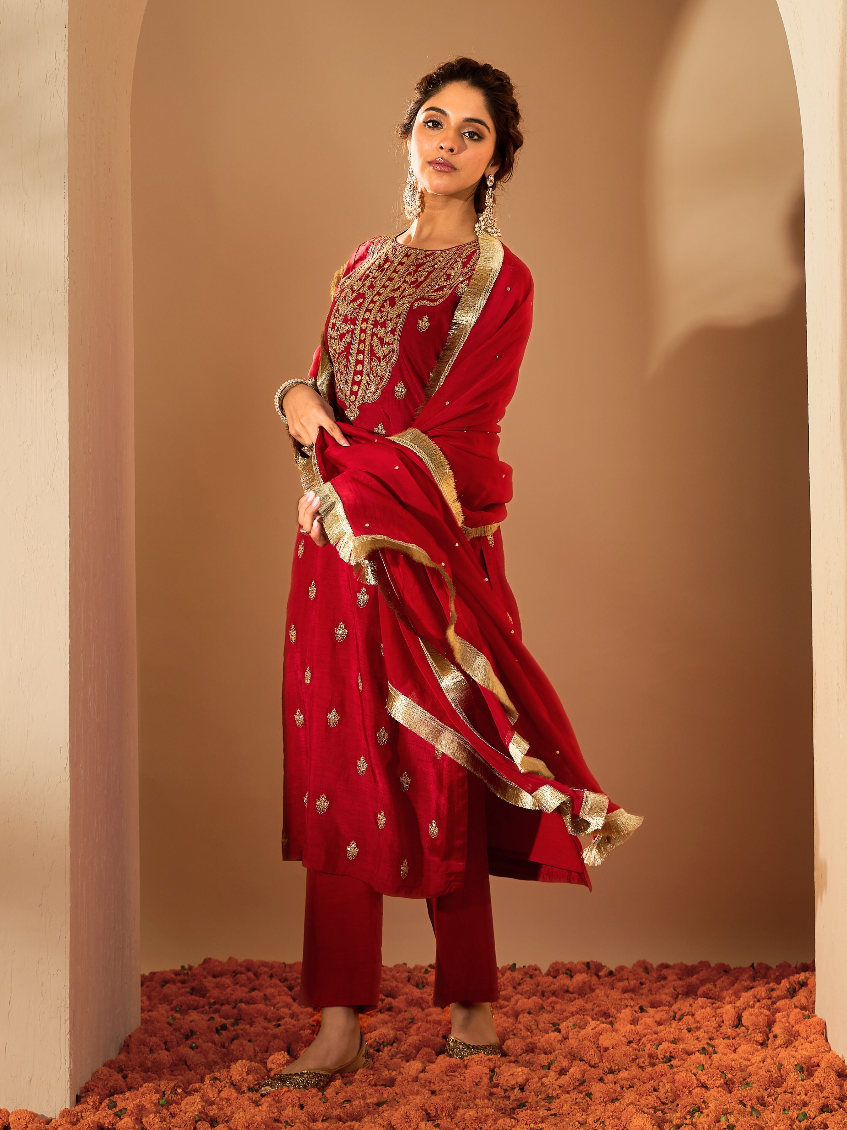 RoohbyRidhimaa- Muktalif Kurta Set