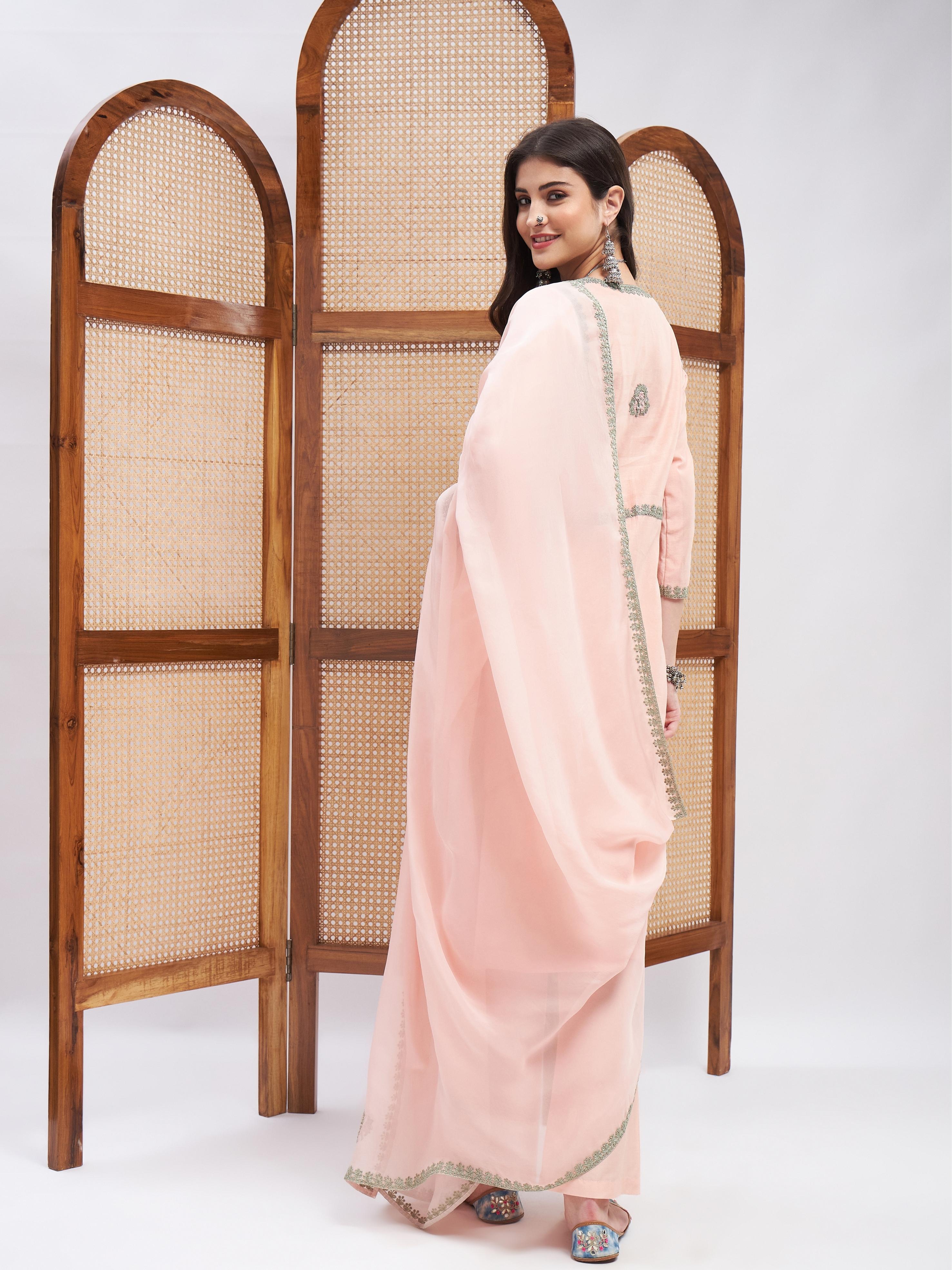 RoohbyRidhimaa- Iqraar Kurta Set