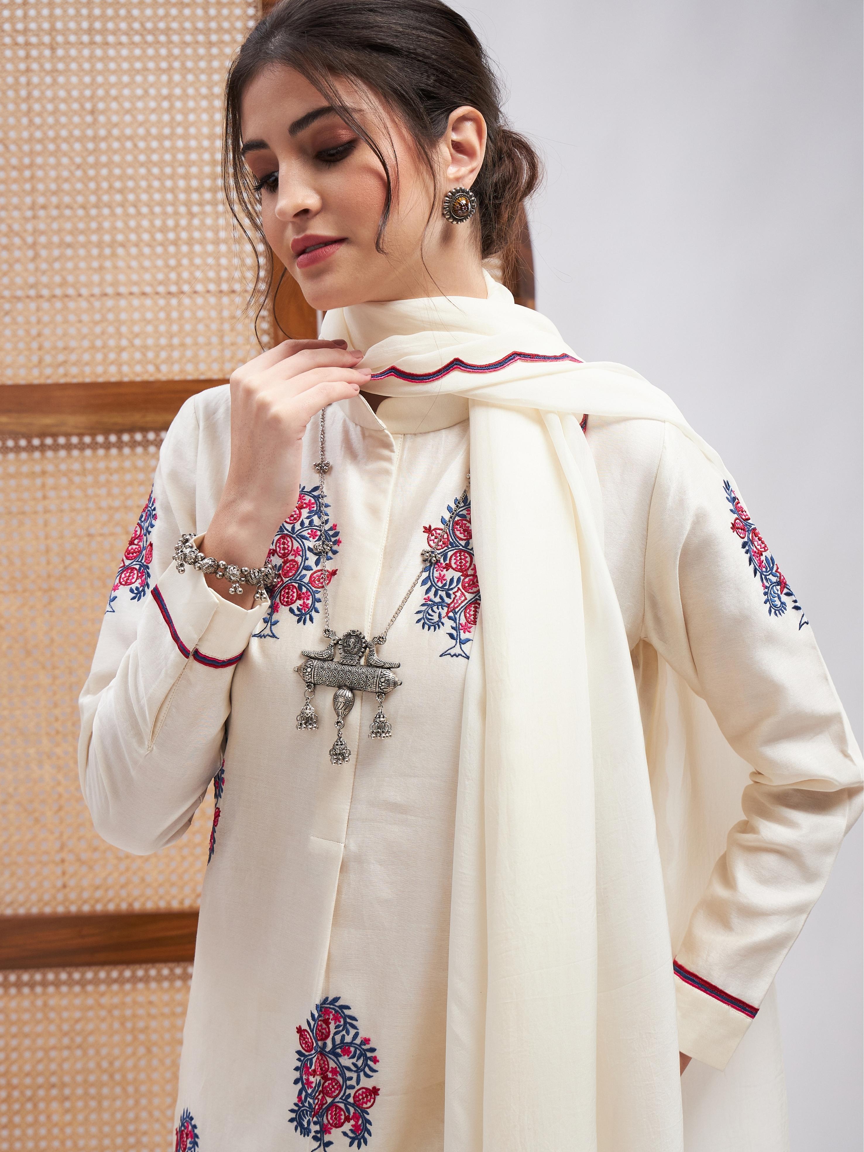 RoohbyRidhimaa- Sarang Kurta Set