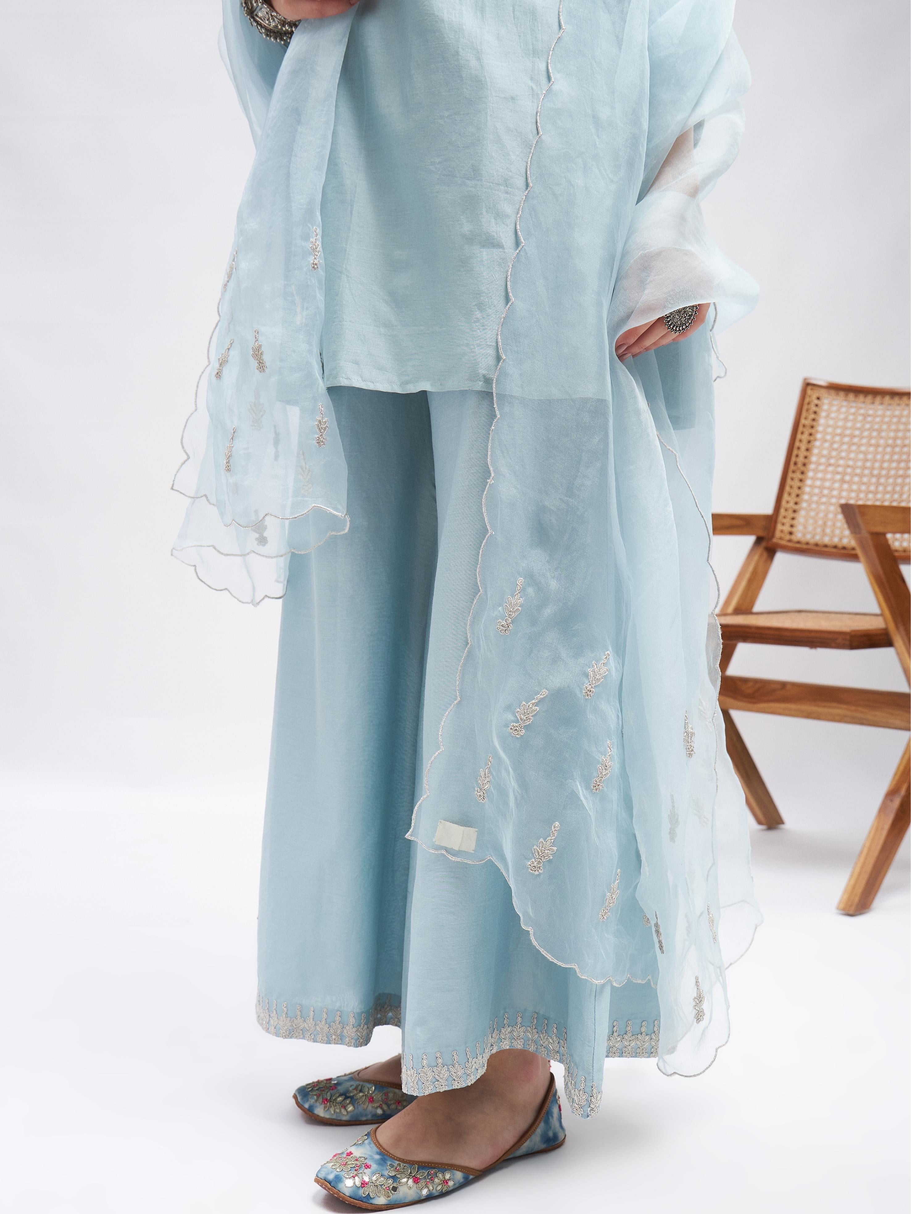 RoohbyRidhimaa- Zuri Kurta Set