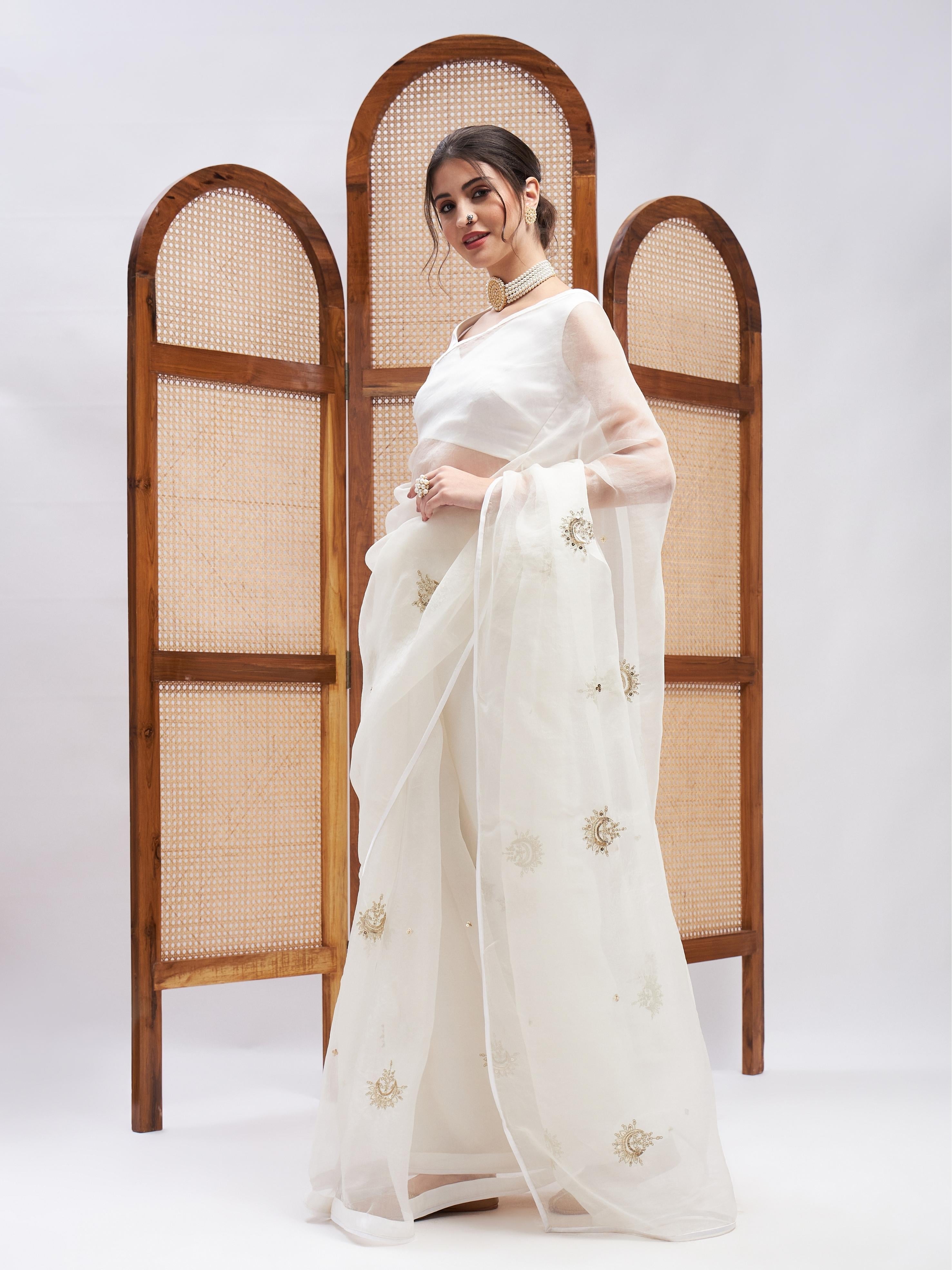 RoohbyRidhimaa- Shwet Saree Set