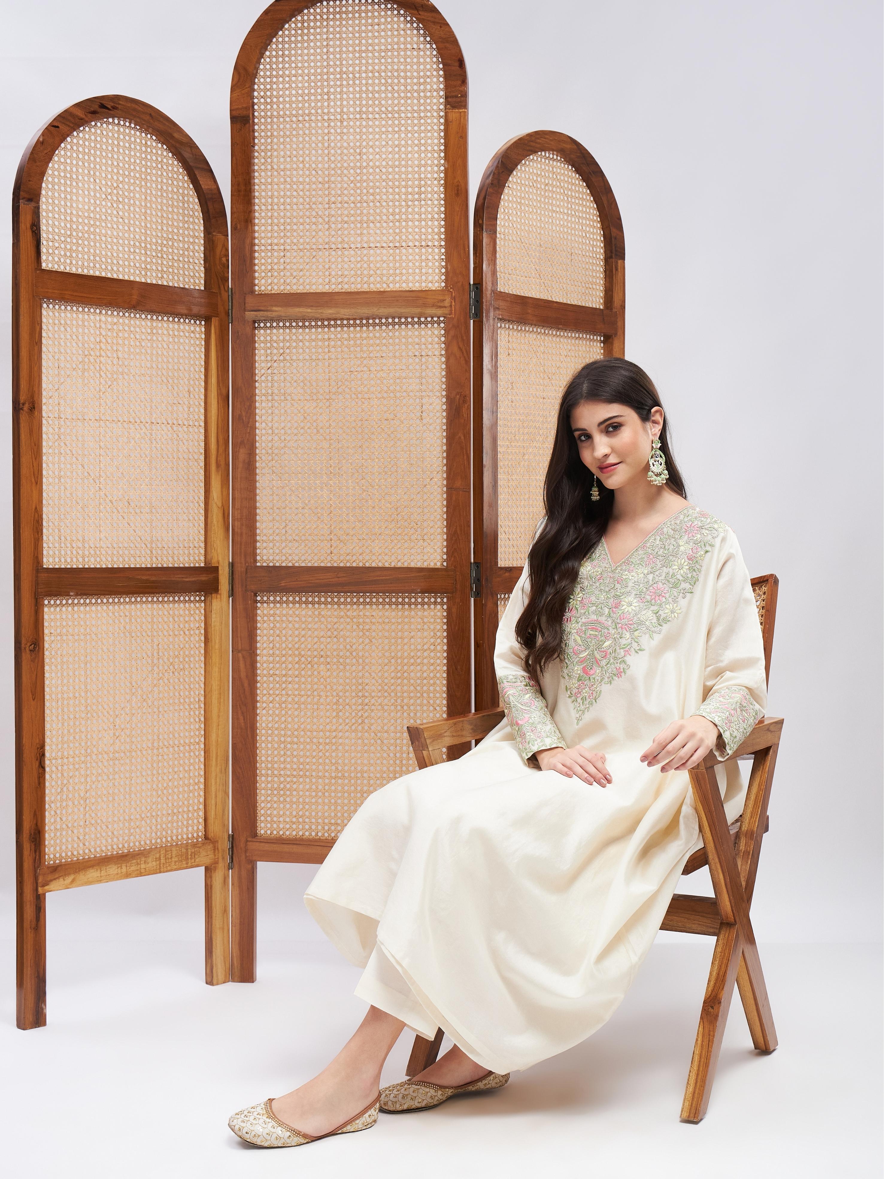 RoohbyRidhimaa- Ruhaniyat Kaftan Kurta Set