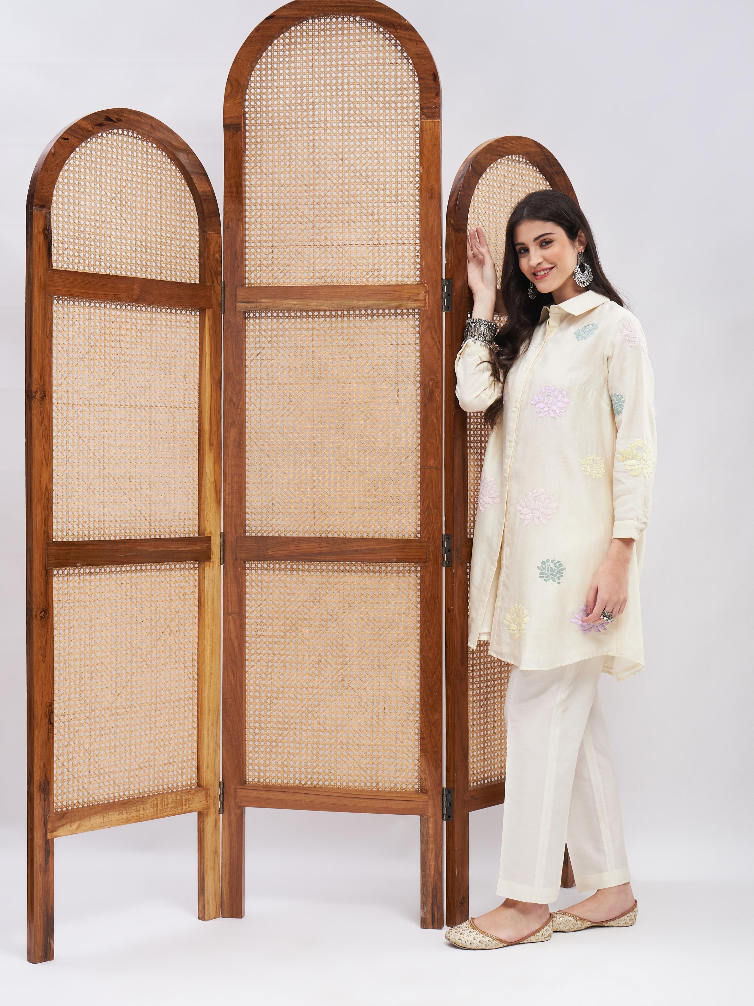 RoohbyRidhimaa- Falsafa Kurta Set