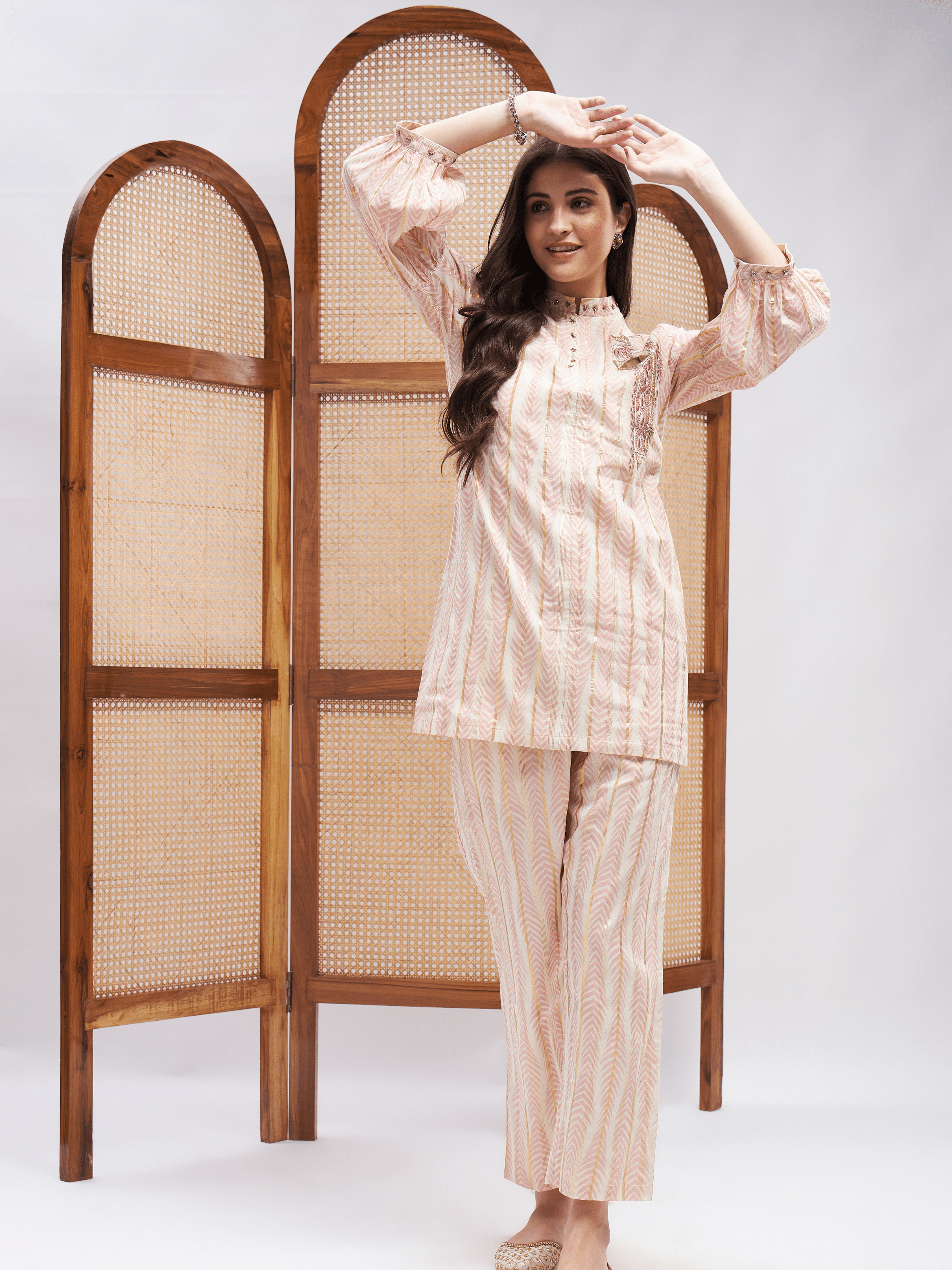 RoohbyRidhimaa- Tabeer Kurta Set