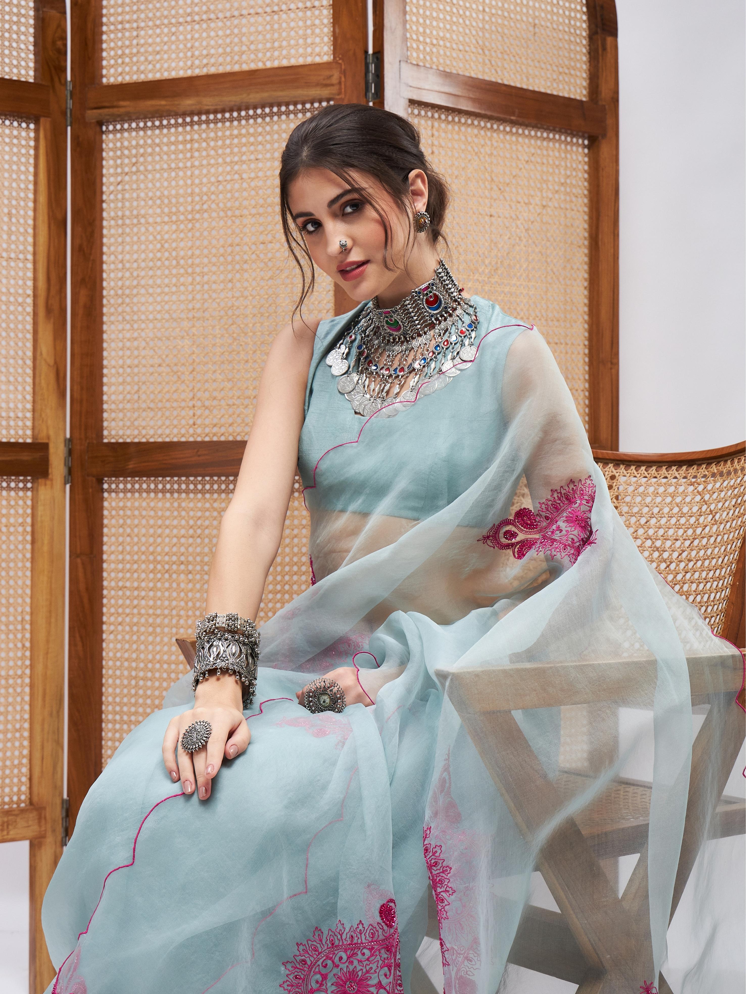RoohbyRidhimaa- Pardarshi Saree Set