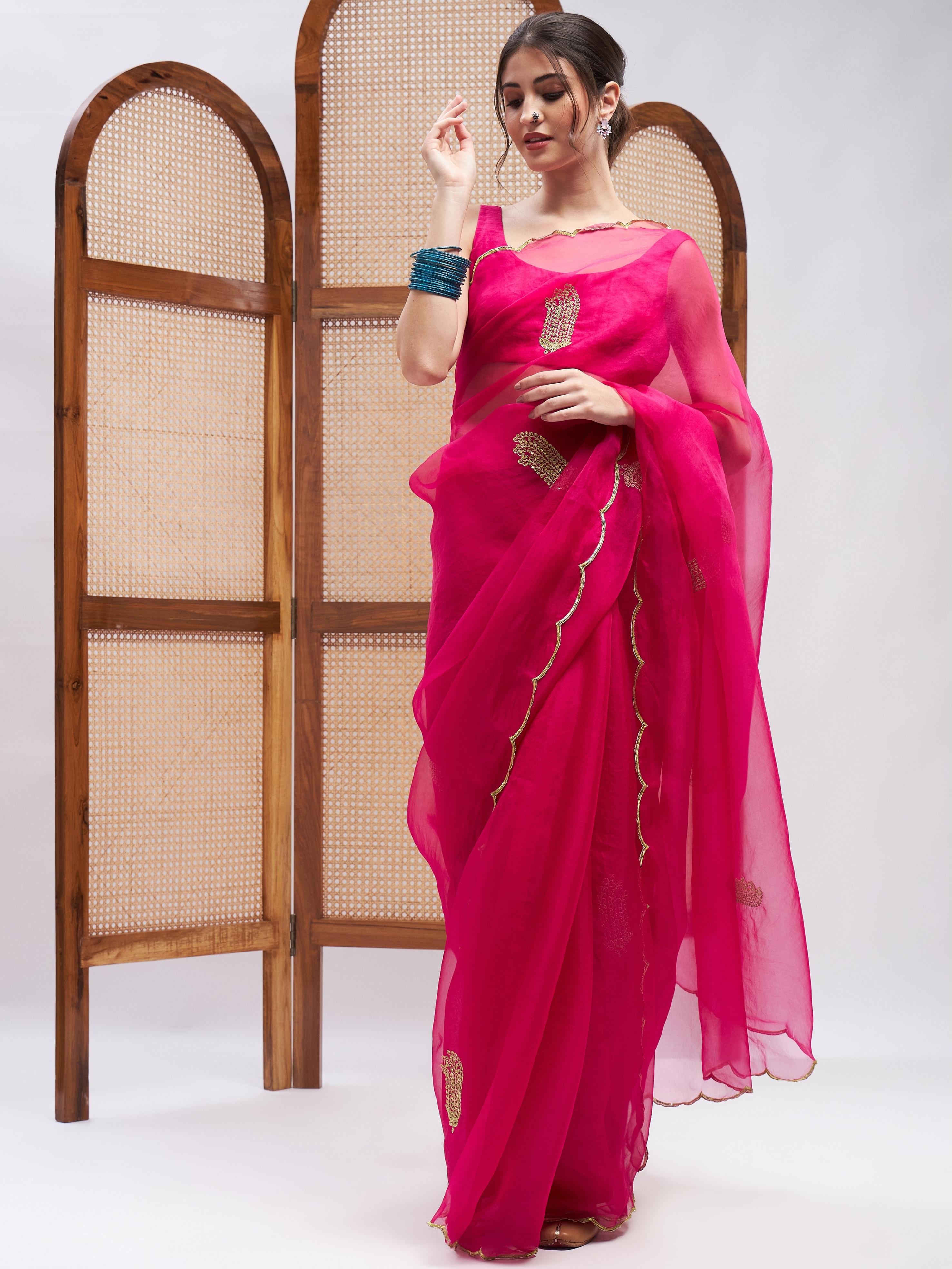 RoohbyRidhimaa- Gulaabo Saree Set