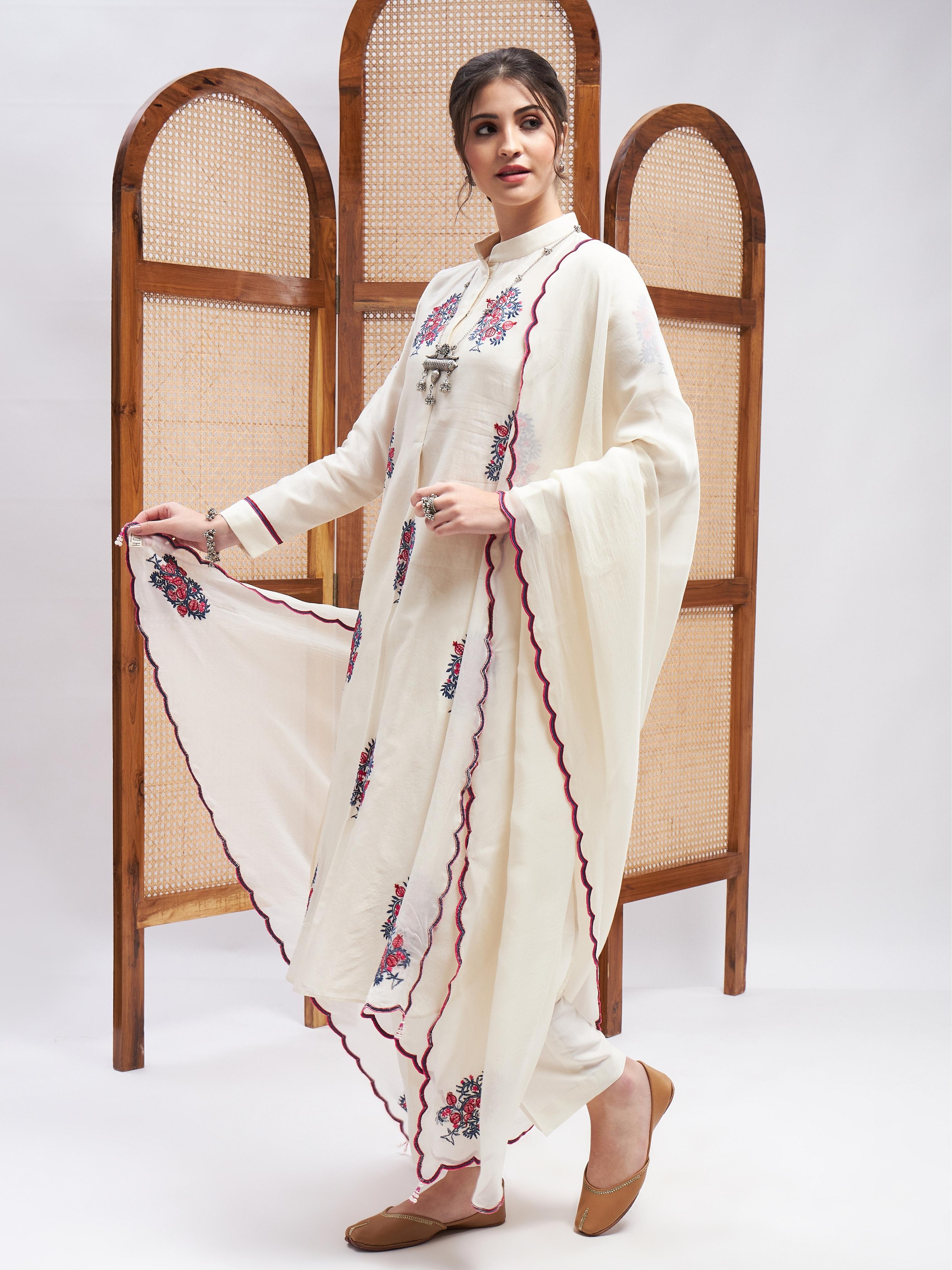 RoohbyRidhimaa- Sarang Kurta Set