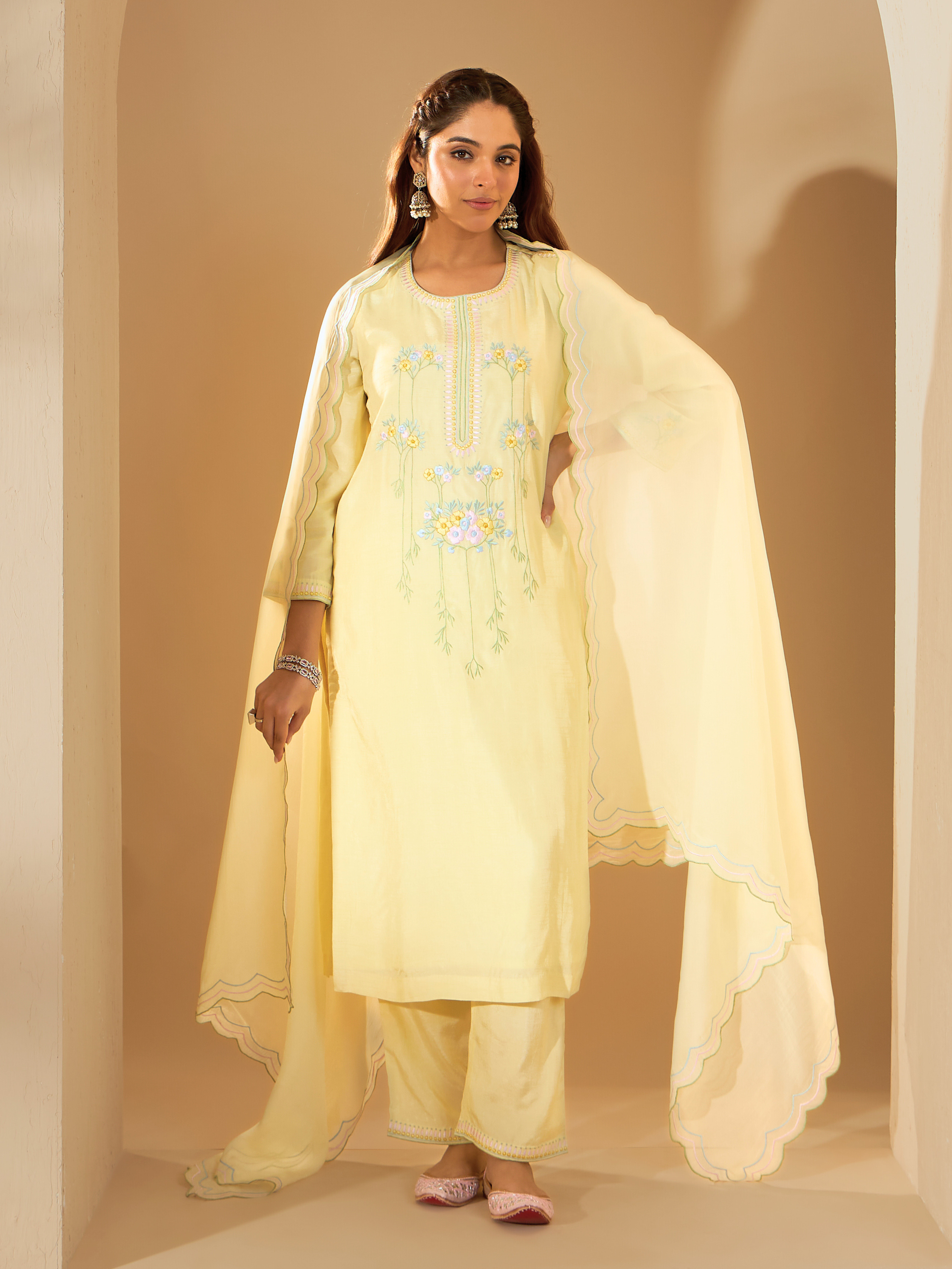 RoohbyRidhimaa- Aita Kurta Set