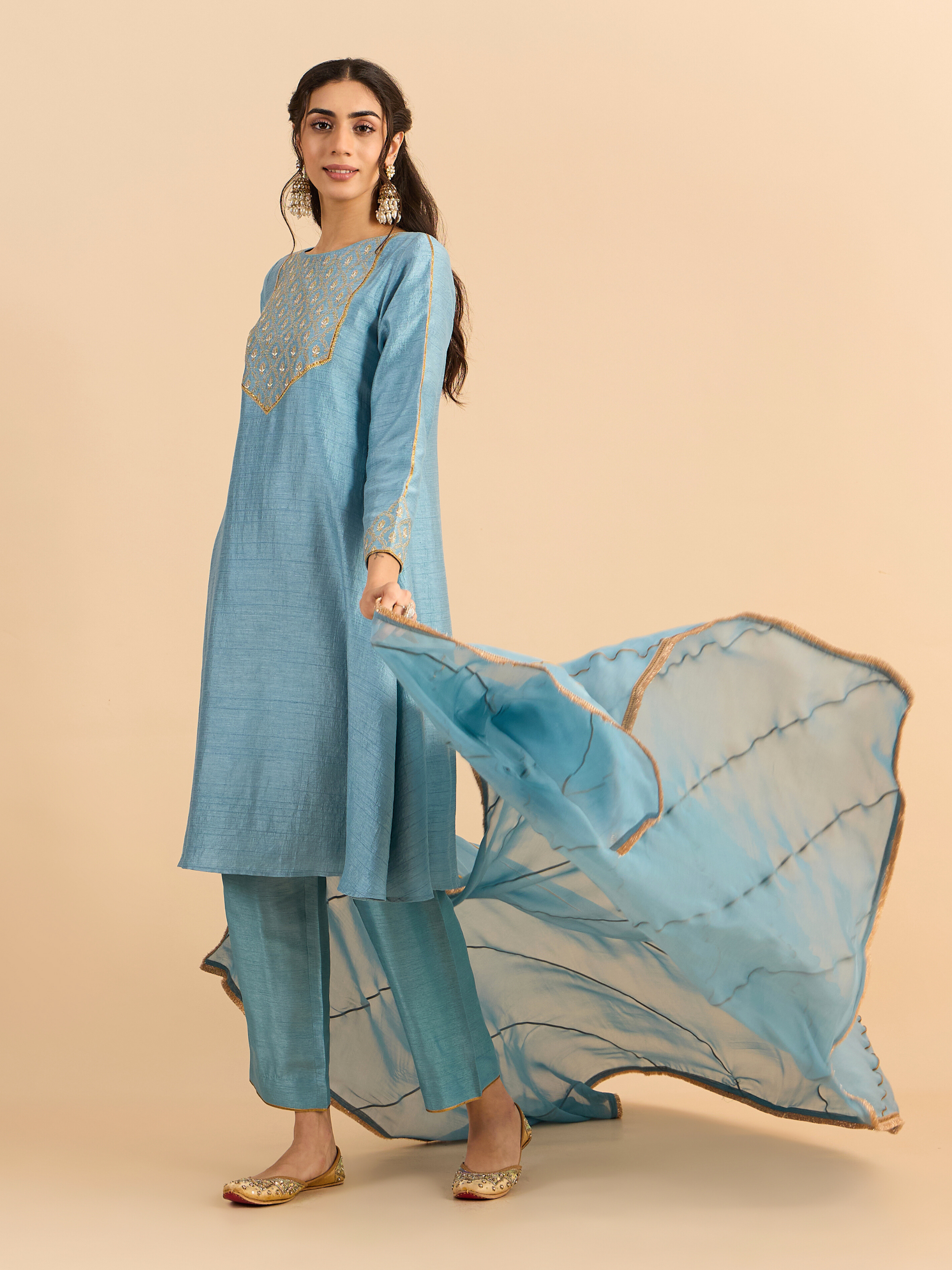 RoohbyRidhimaa- Jaziraa Kurta Set