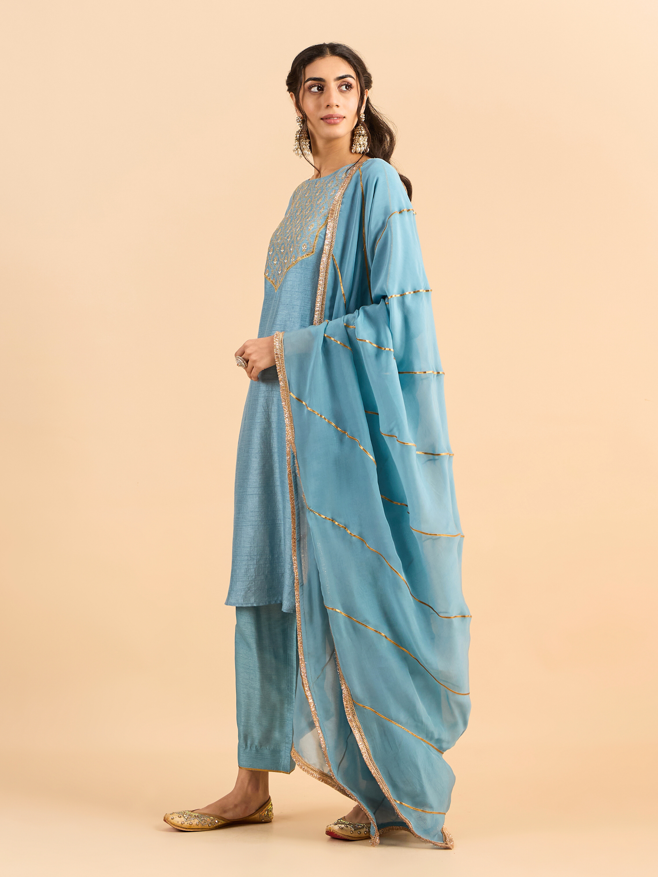 RoohbyRidhimaa- Jaziraa Kurta Set