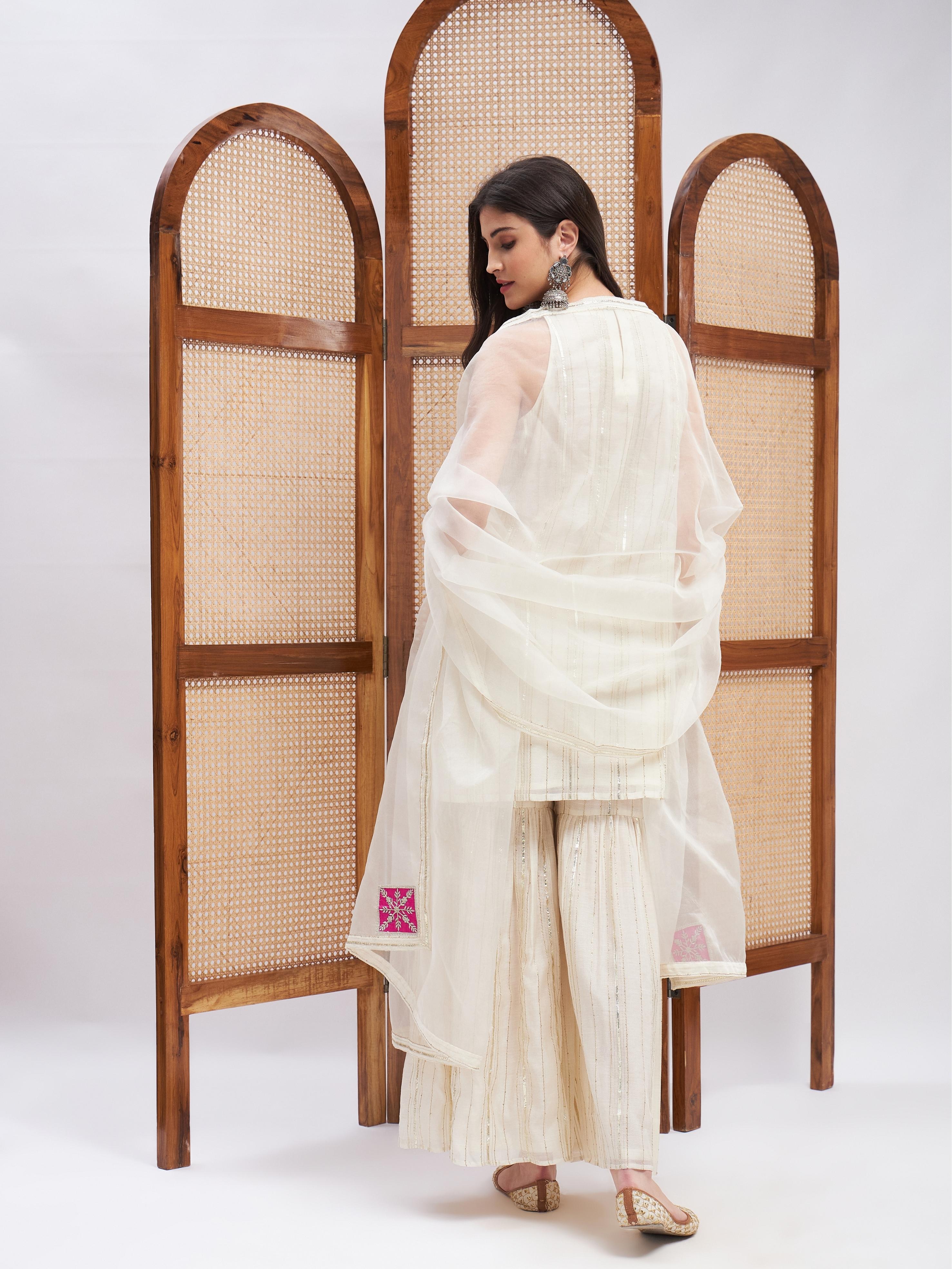 RoohbyRidhimaa- Etti Kurta Set