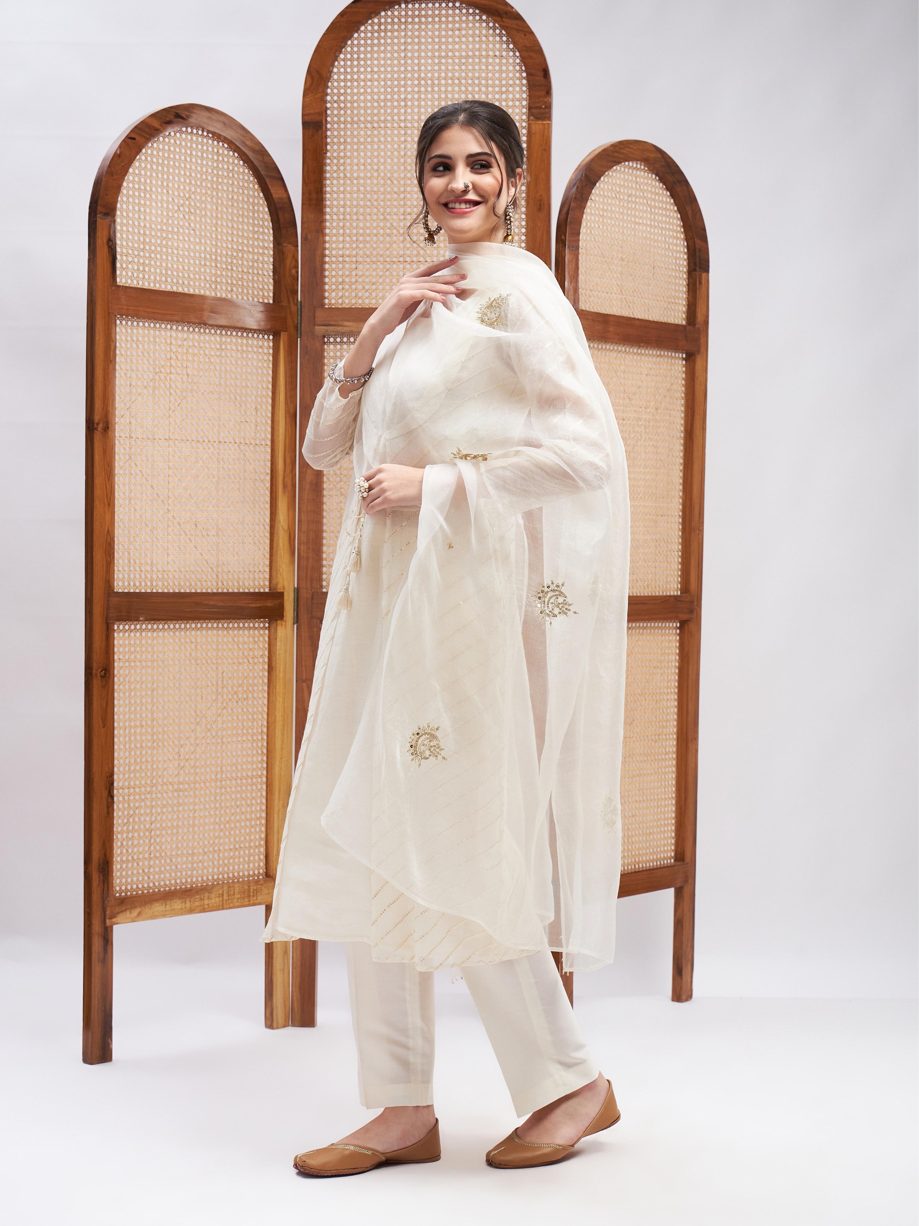 RoohbyRidhimaa- Chand Bali Kurta Set